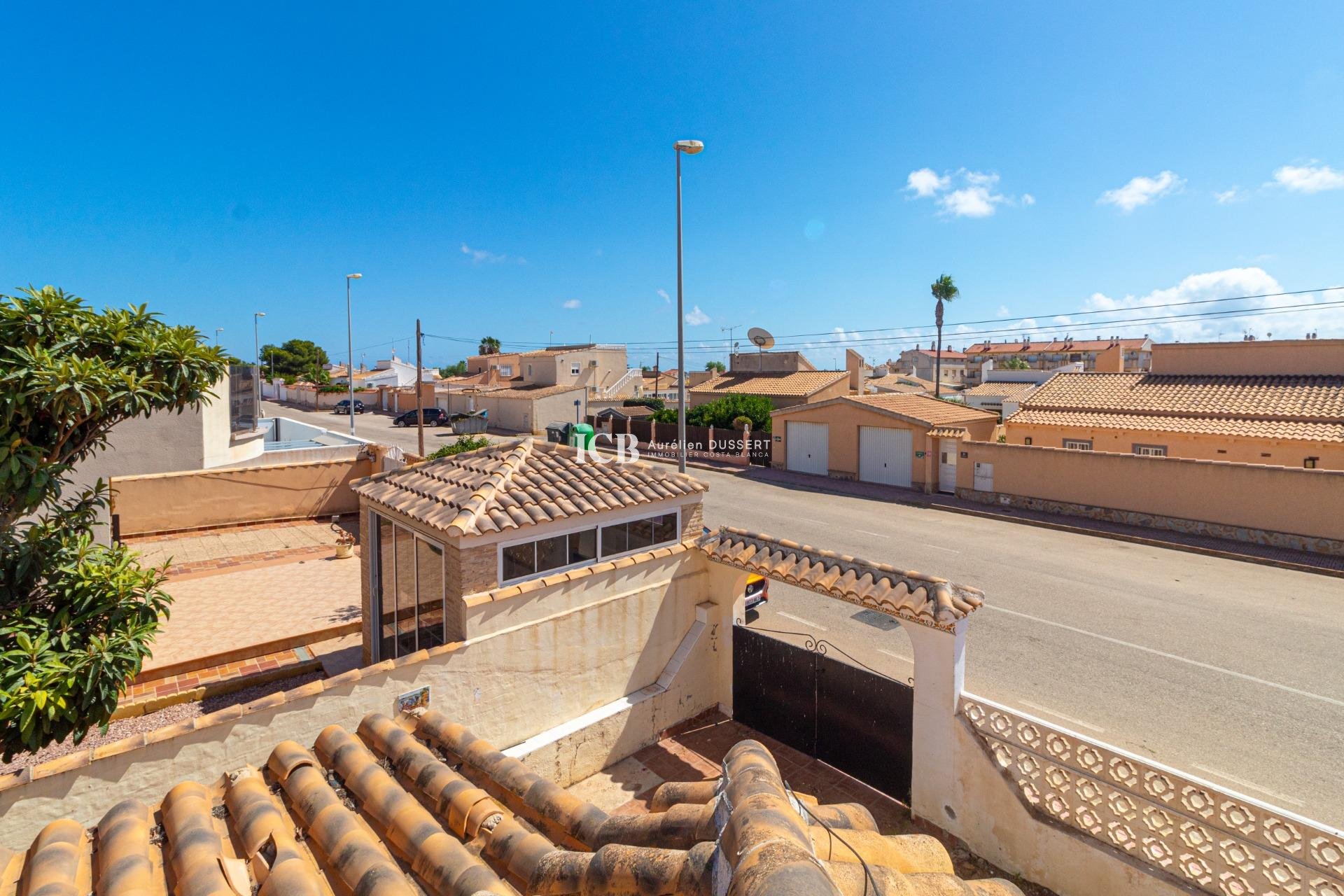 Reventa - Casa independiente -
Orihuela Costa - Los Almendros-La Florida