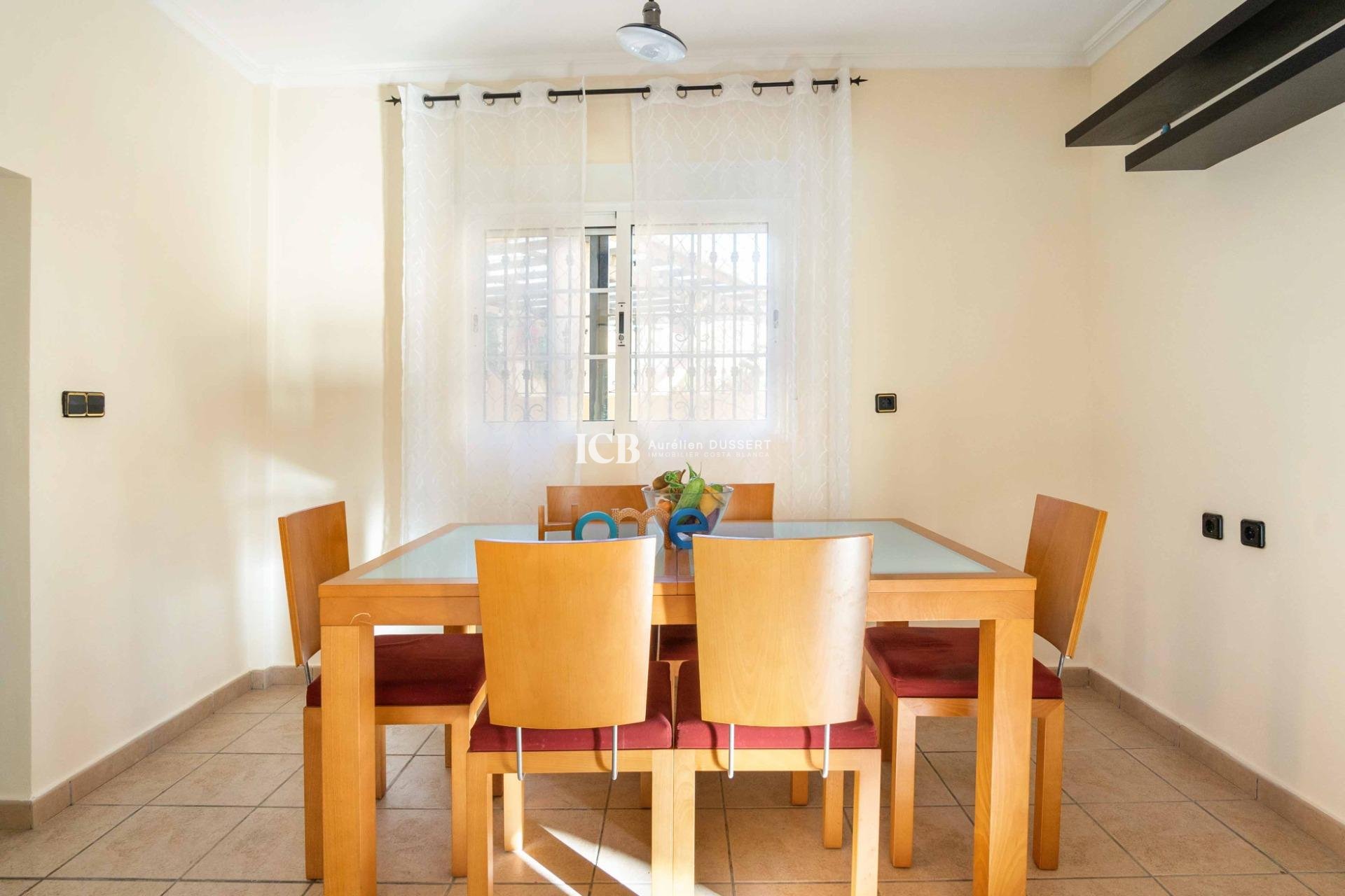 Reventa - Casa independiente -
Orihuela Costa - Los Almendros-La Florida