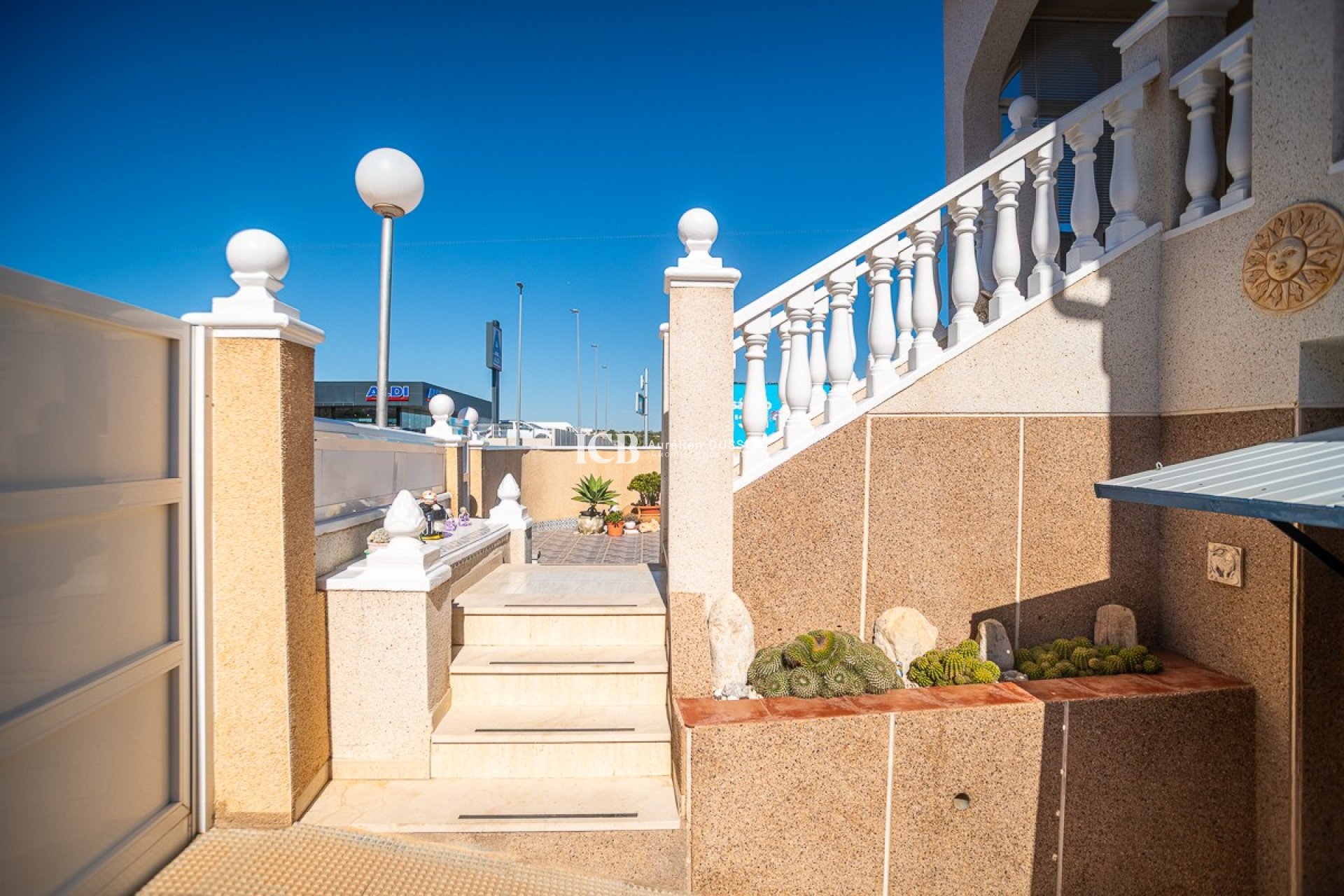 Reventa - Casa independiente -
Orihuela Costa - Los Altos
