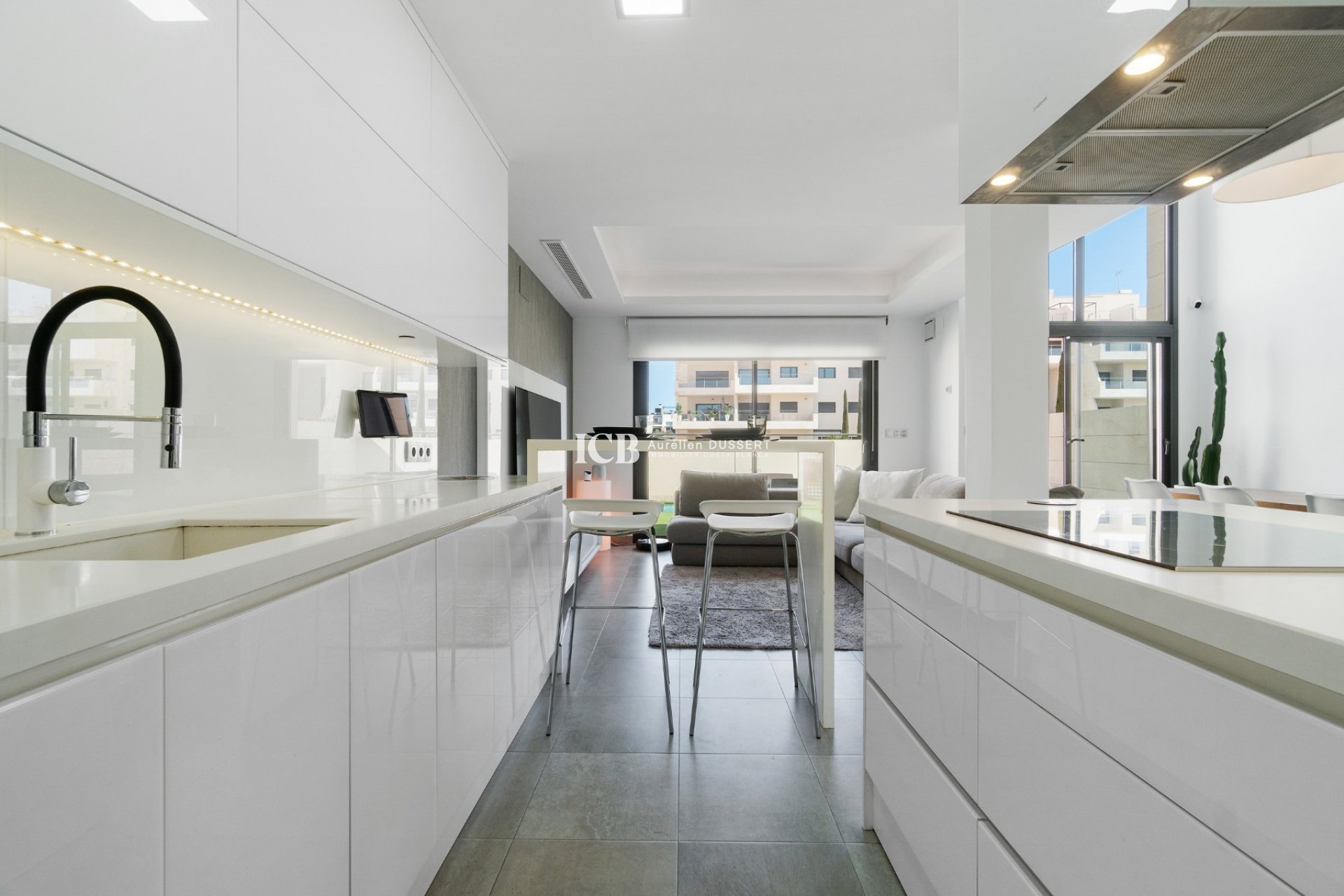 Reventa - Casa independiente -
Orihuela Costa - Los Dolses