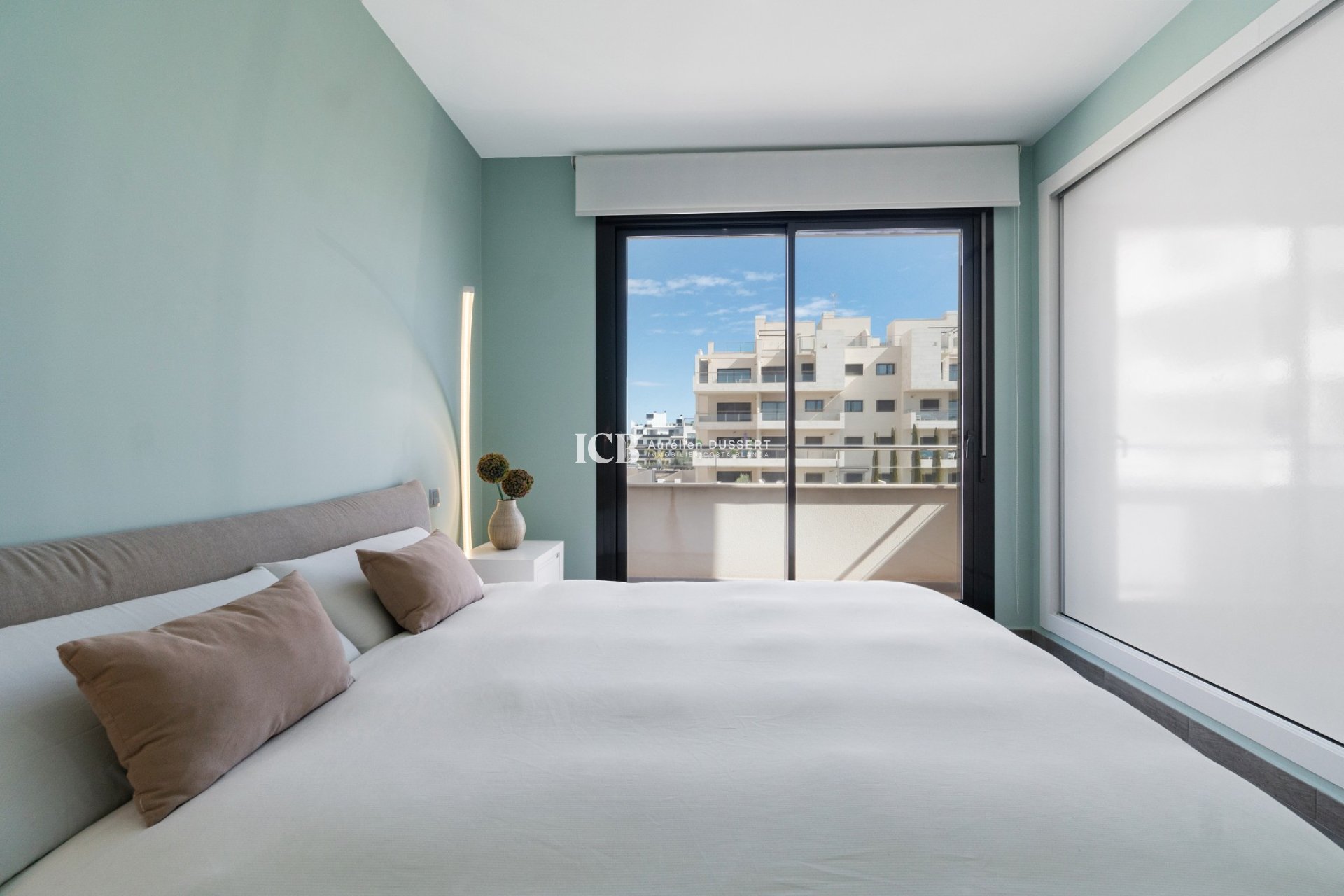 Reventa - Casa independiente -
Orihuela Costa - Los Dolses