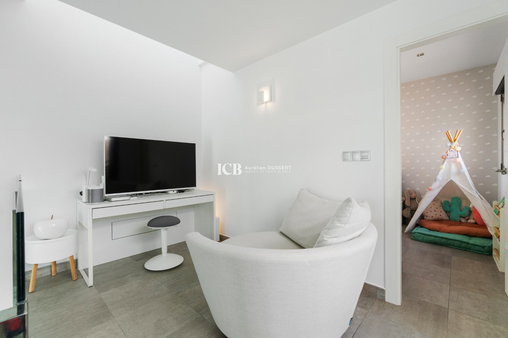 Reventa - Casa independiente -
Orihuela Costa - Los Dolses