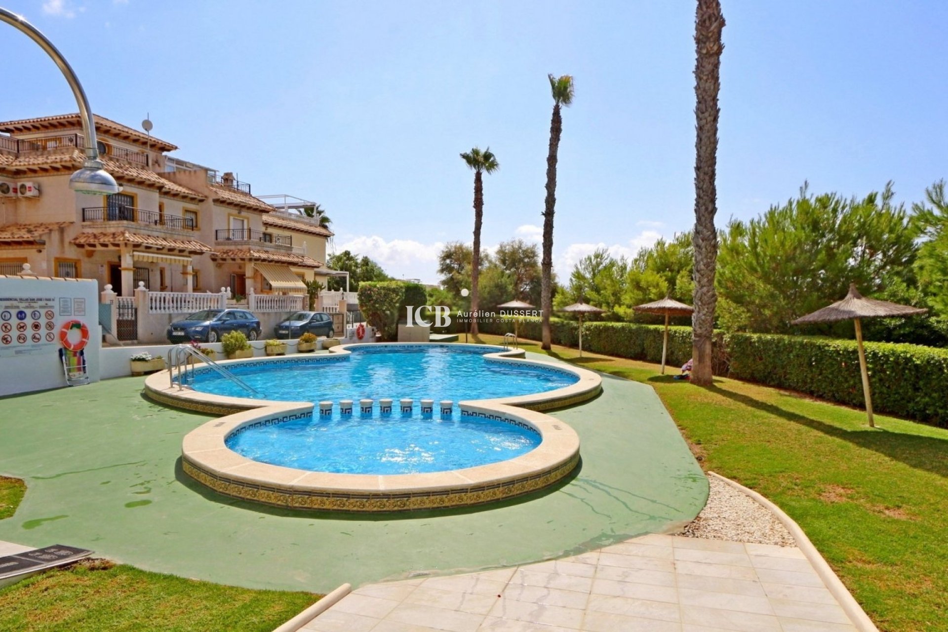 Reventa - Casa independiente -
Orihuela Costa - Playa Flamenca