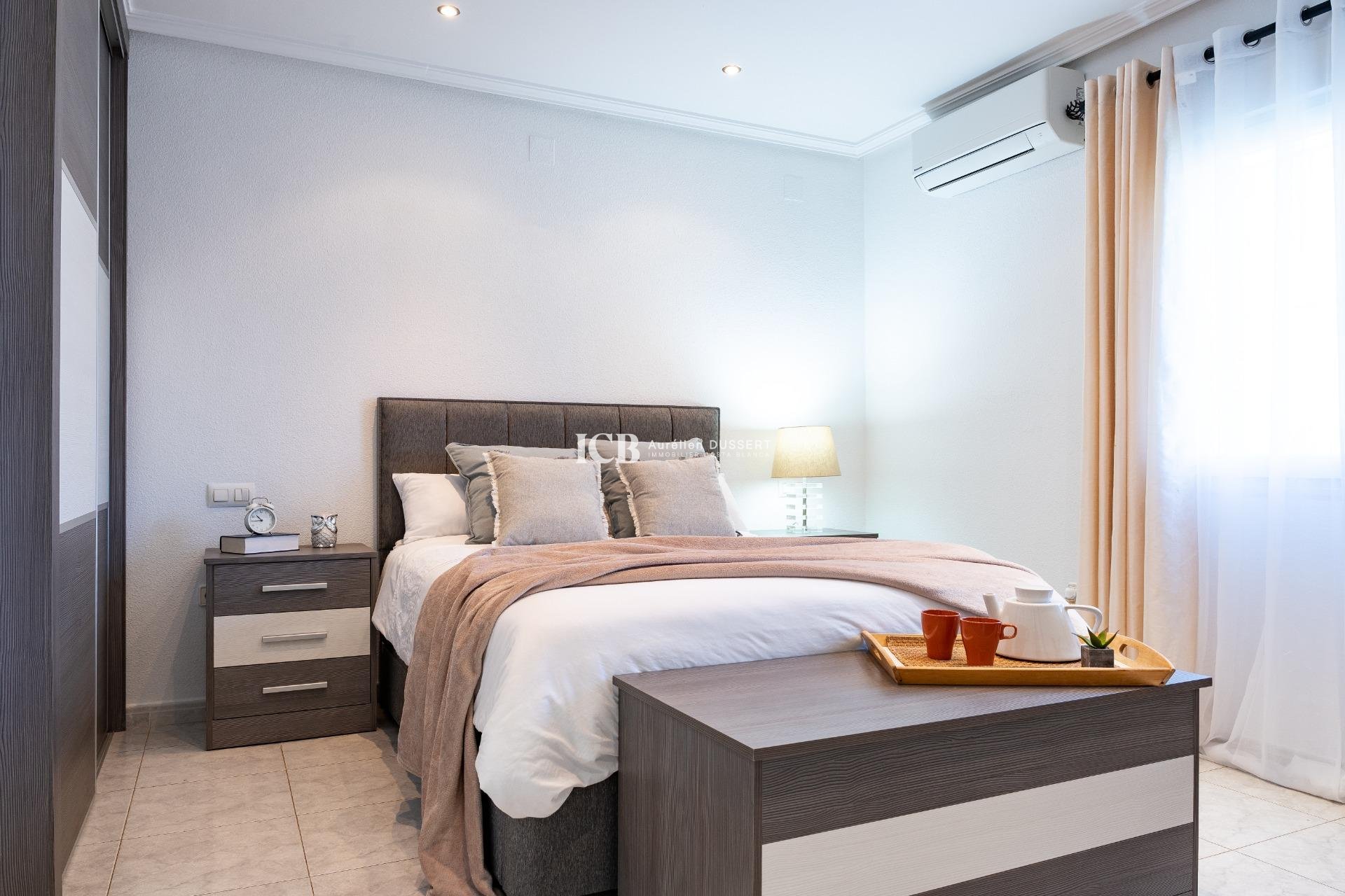 Reventa - Casa independiente -
Orihuela Costa - Playa Flamenca