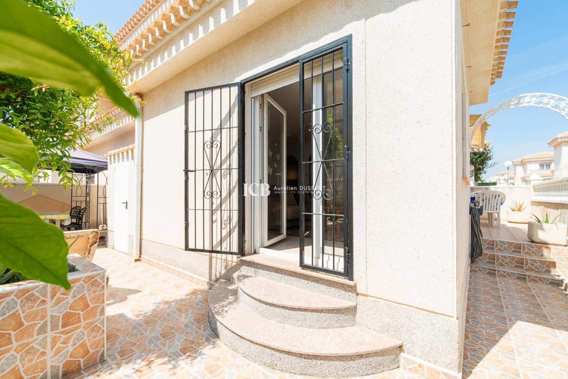 Reventa - Casa independiente -
Orihuela Costa - Playa Flamenca