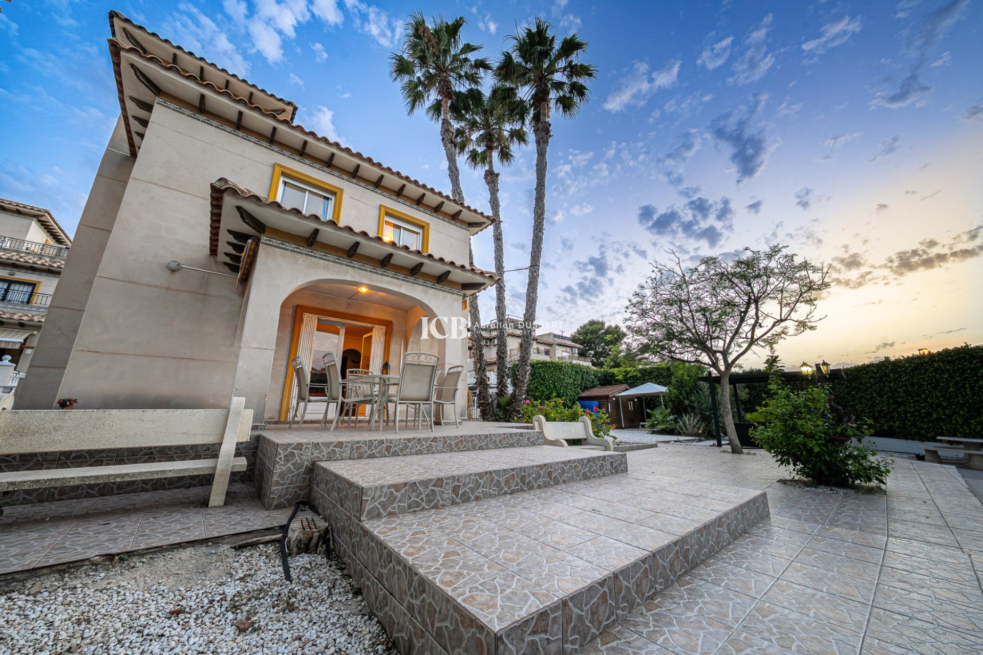 Reventa - Casa independiente -
Orihuela Costa - Playa Flamenca