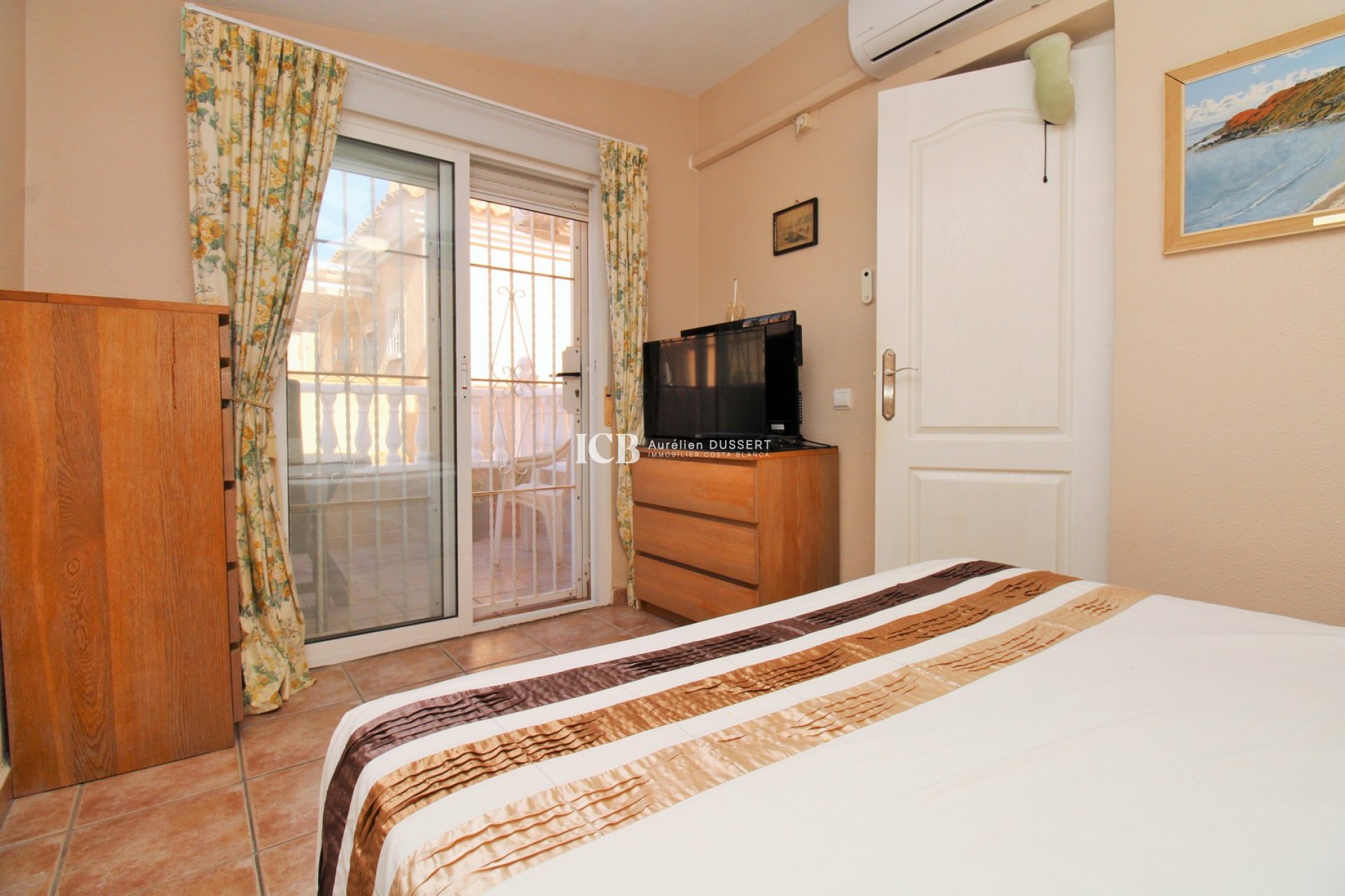 Reventa - Casa independiente -
Orihuela Costa - Playa Flamenca