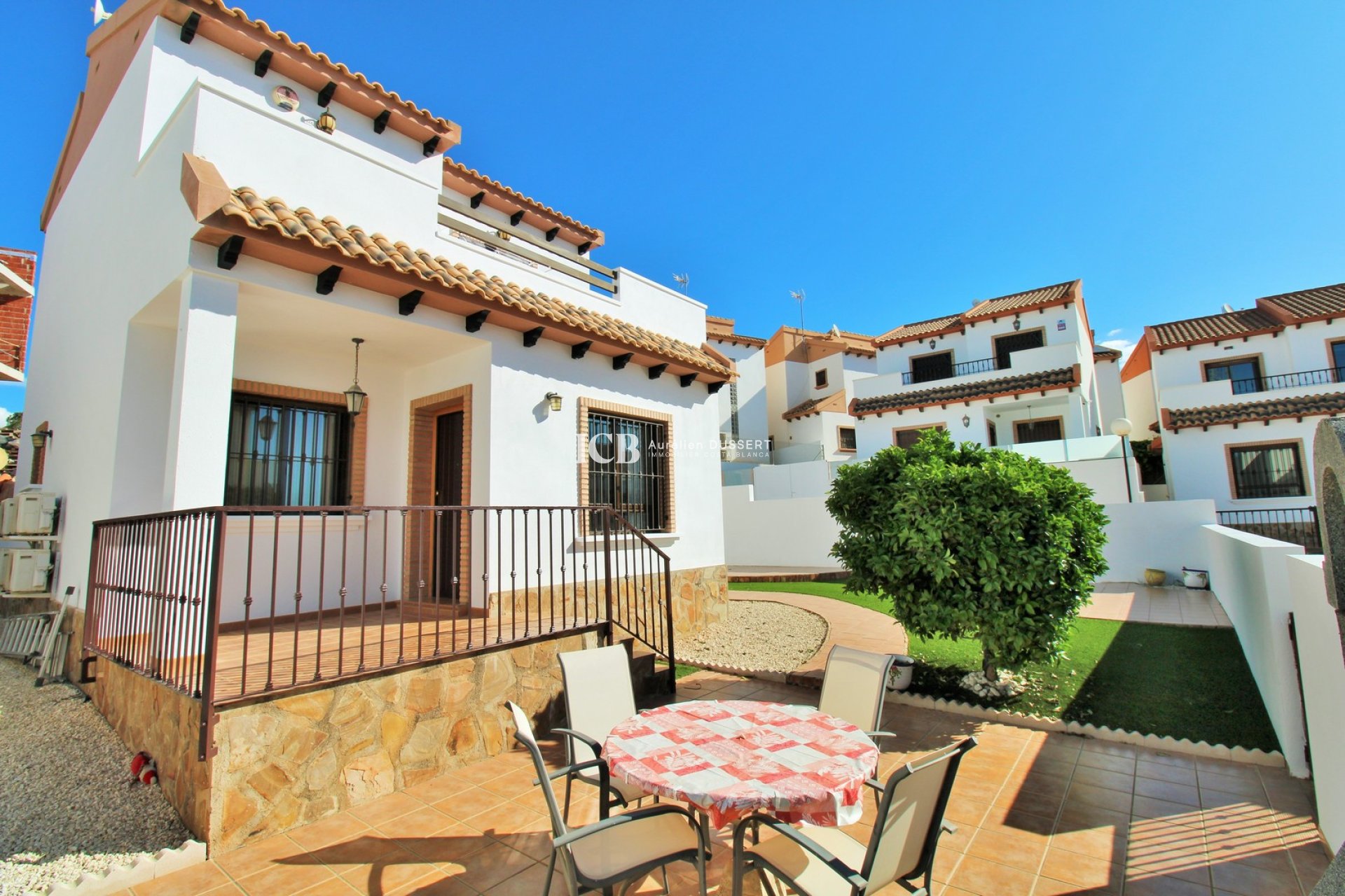 Reventa - Casa independiente -
Orihuela Costa - Villamartín