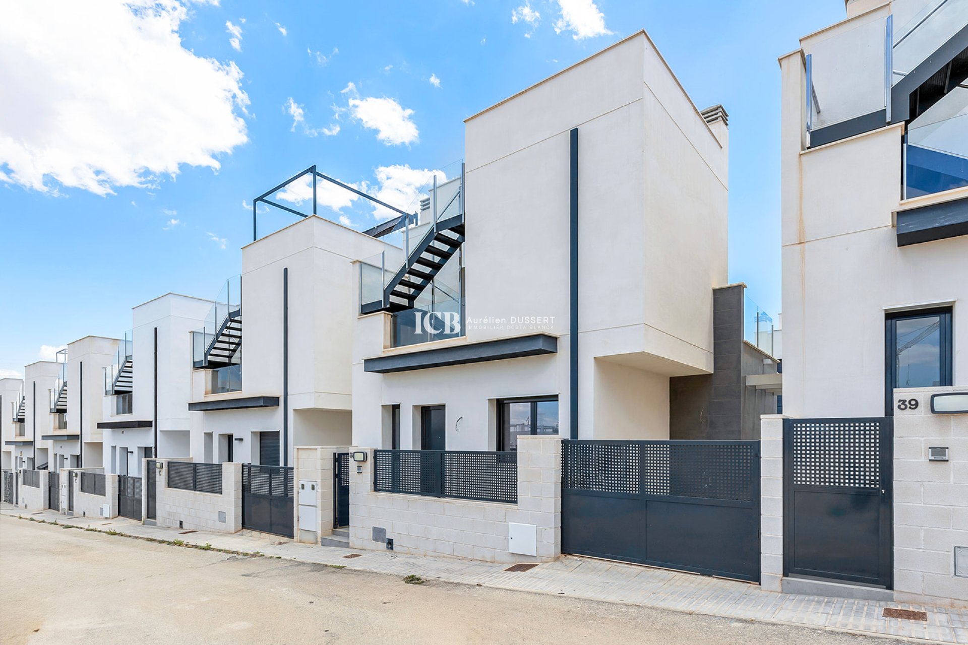 Reventa - Casa independiente -
Orihuela Costa - Villamartín