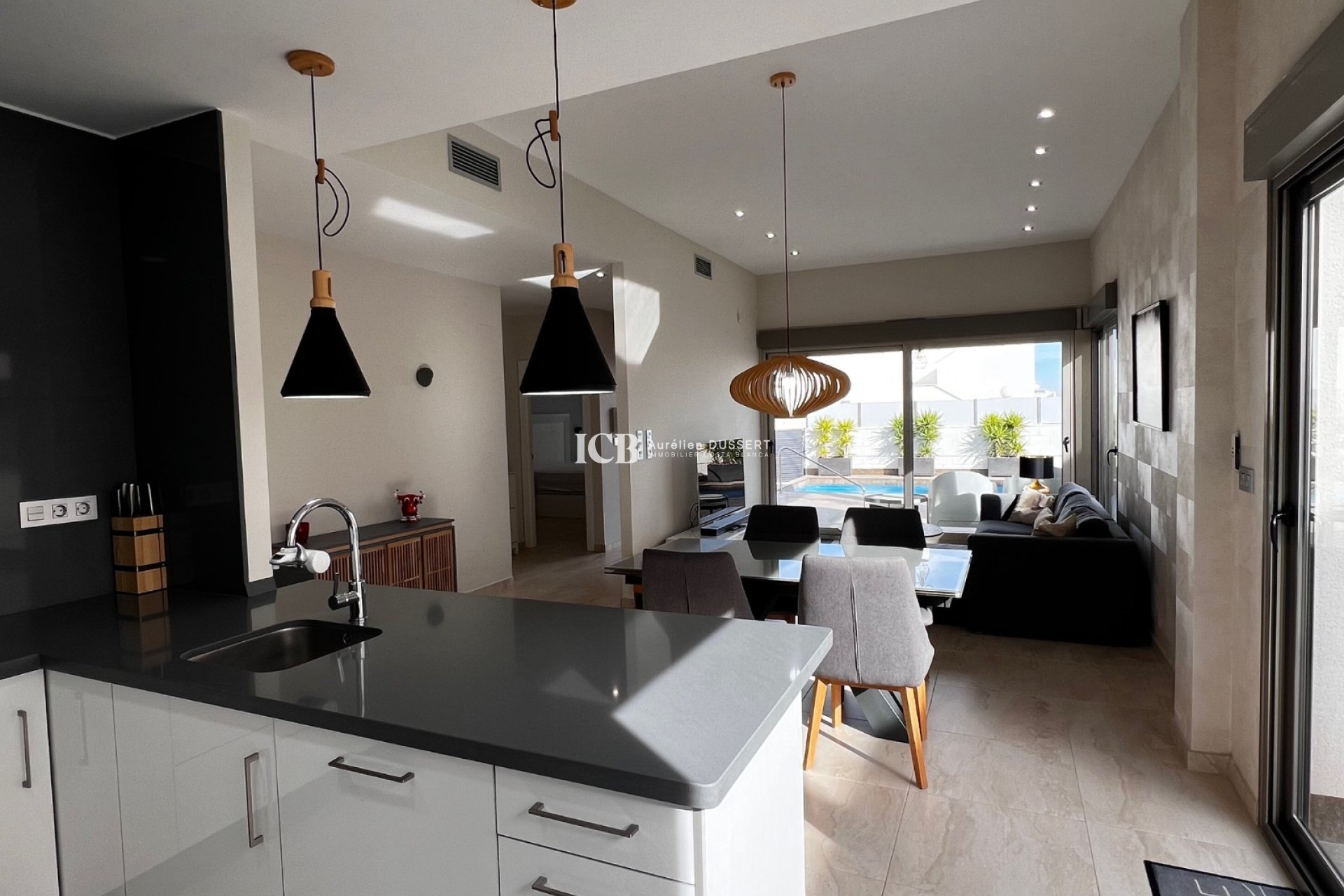 Reventa - Casa independiente -
Orihuela Costa - Villamartín