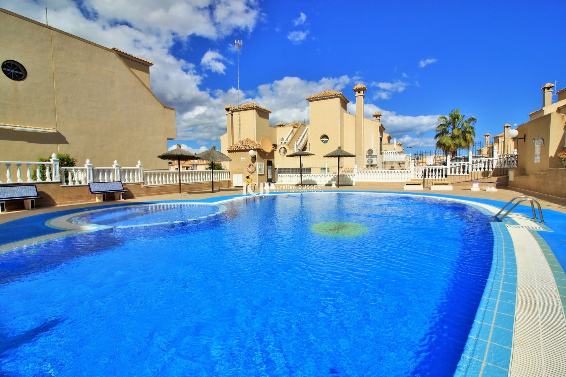 Reventa - Casa independiente -
Orihuela Costa - Villamartín