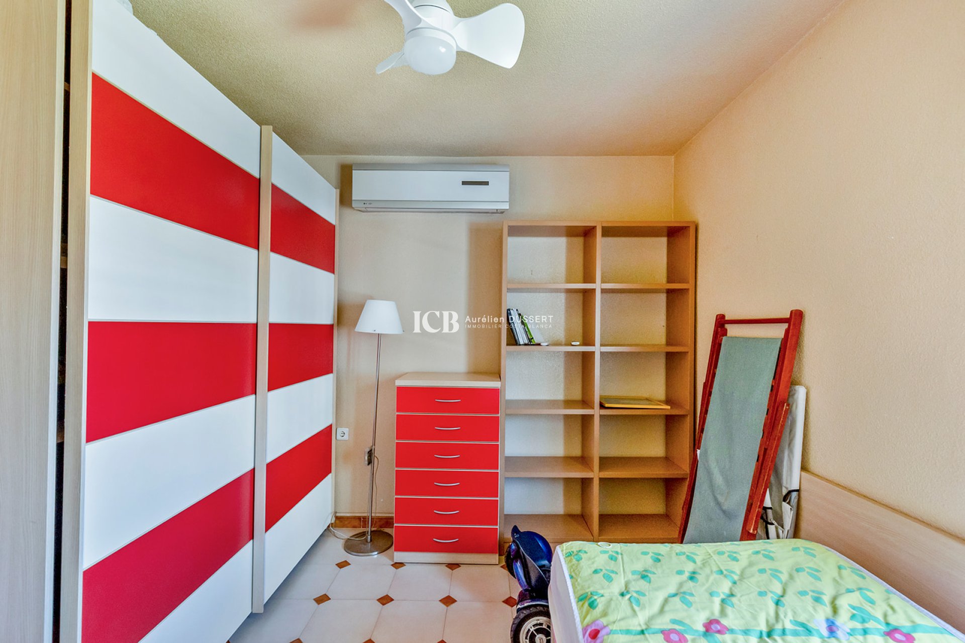 Reventa - Casa independiente -
Punta Prima - Torrevieja