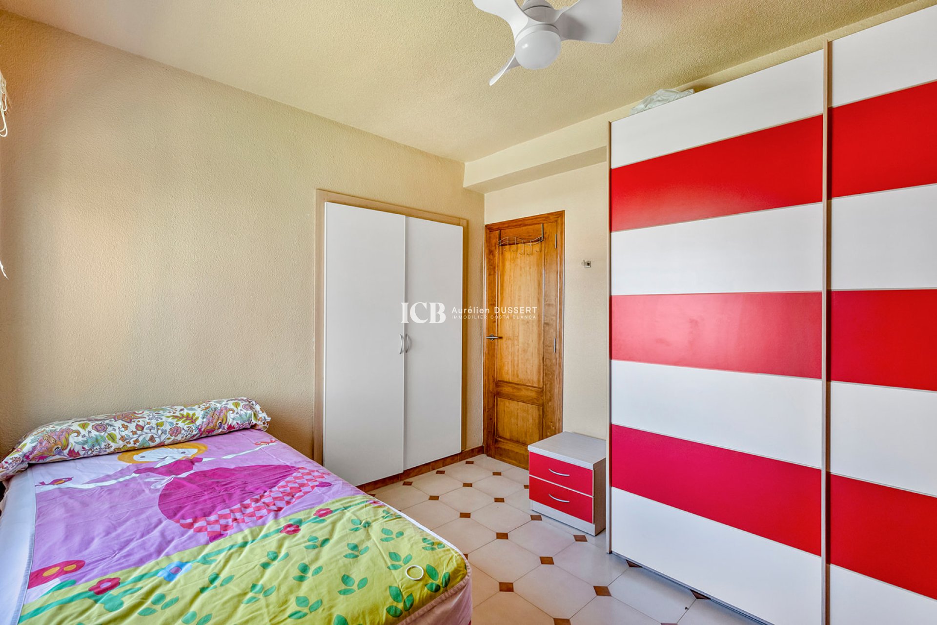 Reventa - Casa independiente -
Punta Prima - Torrevieja