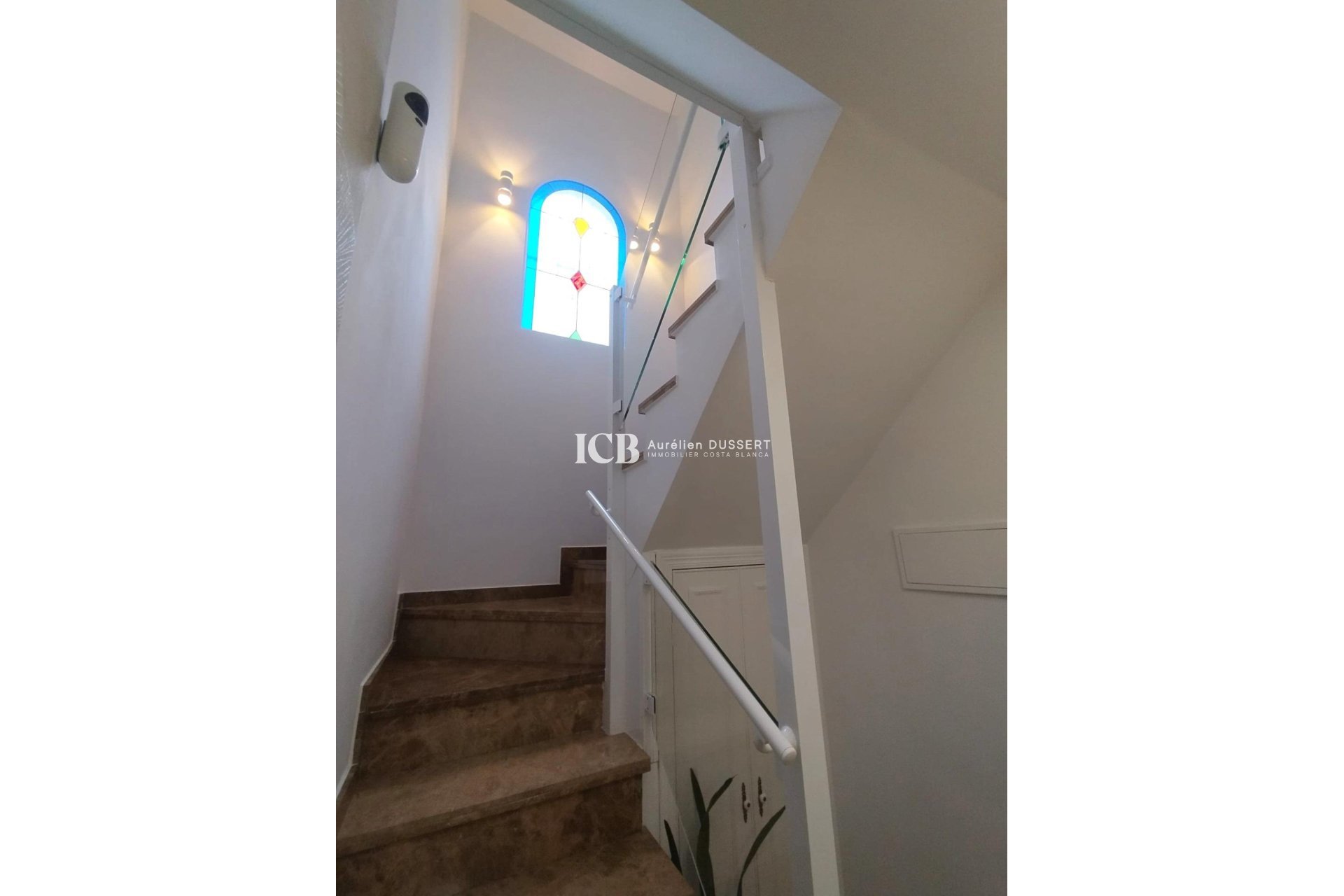 Reventa - Casa independiente -
San Miguel de Salinas - El Galan