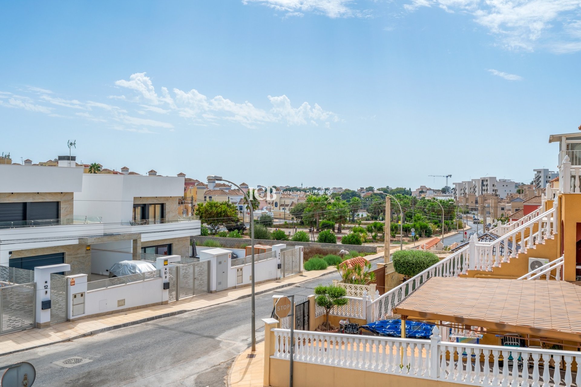 Reventa - Casa independiente -
San Miguel de Salinas - El Galan
