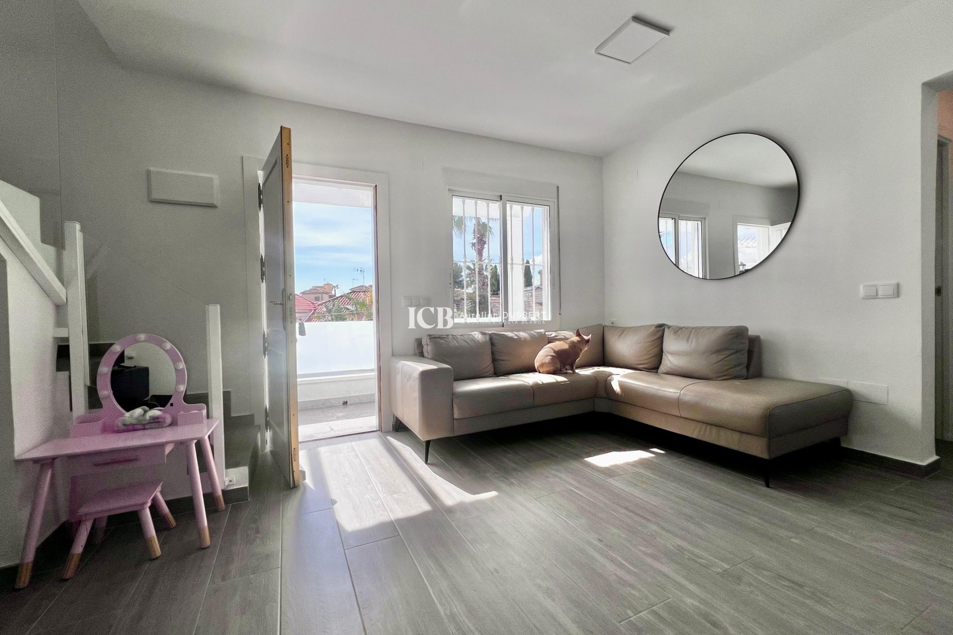 Reventa - Casa independiente -
San Miguel de Salinas - Las filipinas