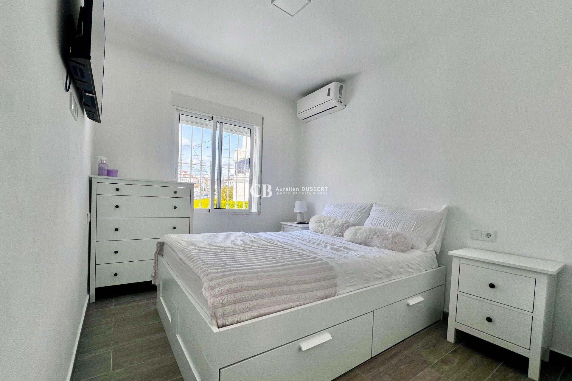 Reventa - Casa independiente -
San Miguel de Salinas - Las filipinas