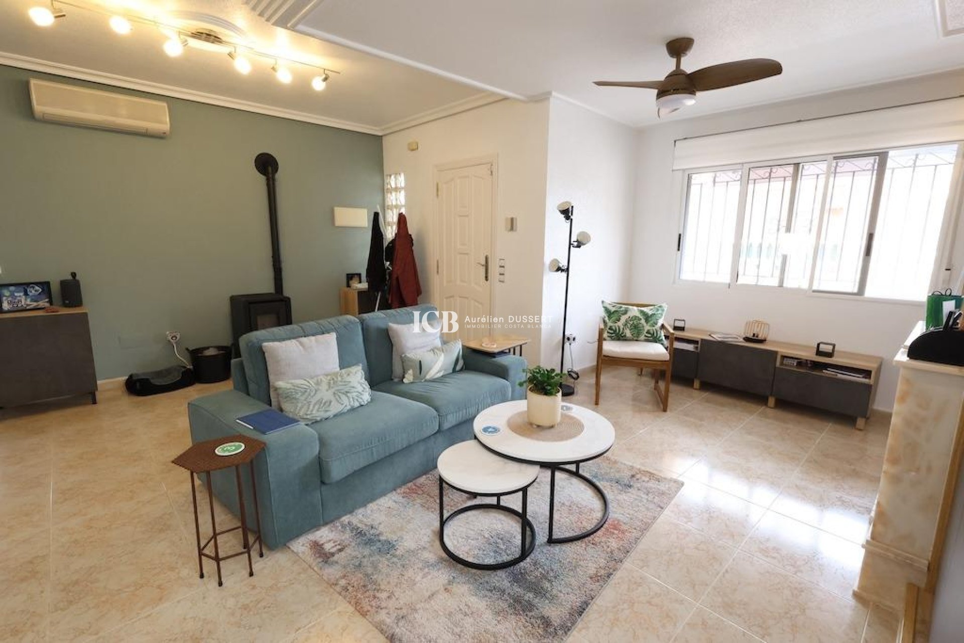 Reventa - Casa independiente -
San Miguel de Salinas - Las filipinas