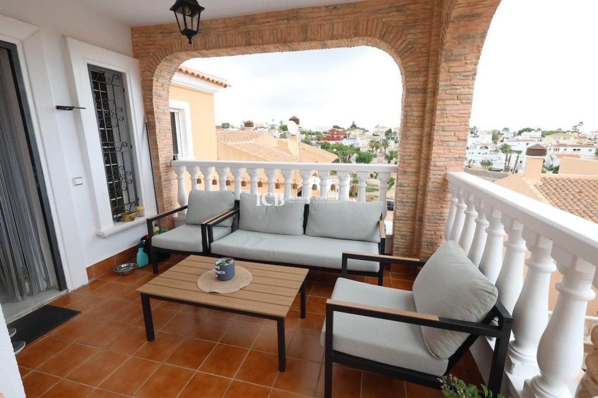 Reventa - Casa independiente -
San Miguel de Salinas - Las filipinas