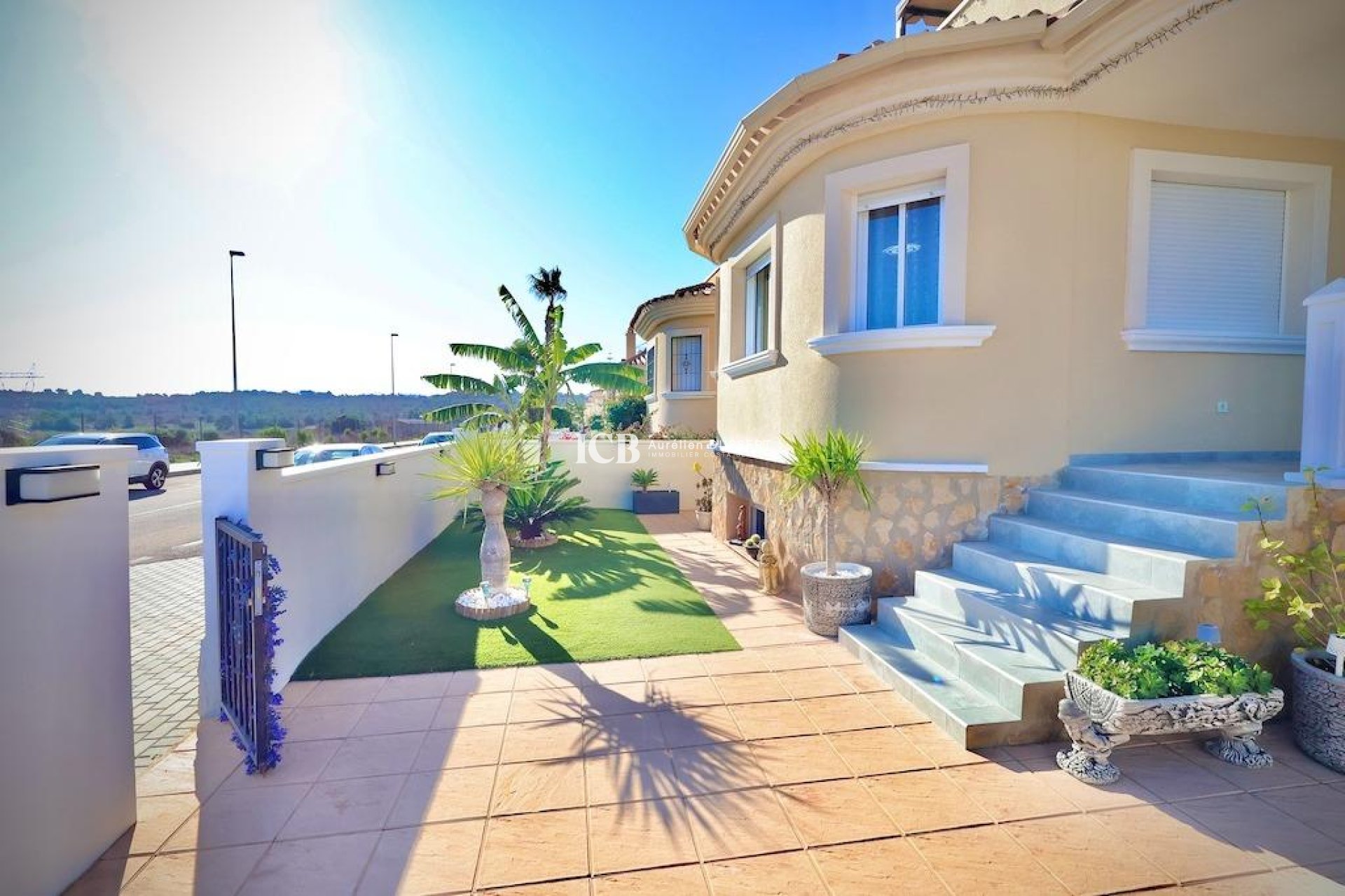 Reventa - Casa independiente -
San Miguel de Salinas - Pueblo 9