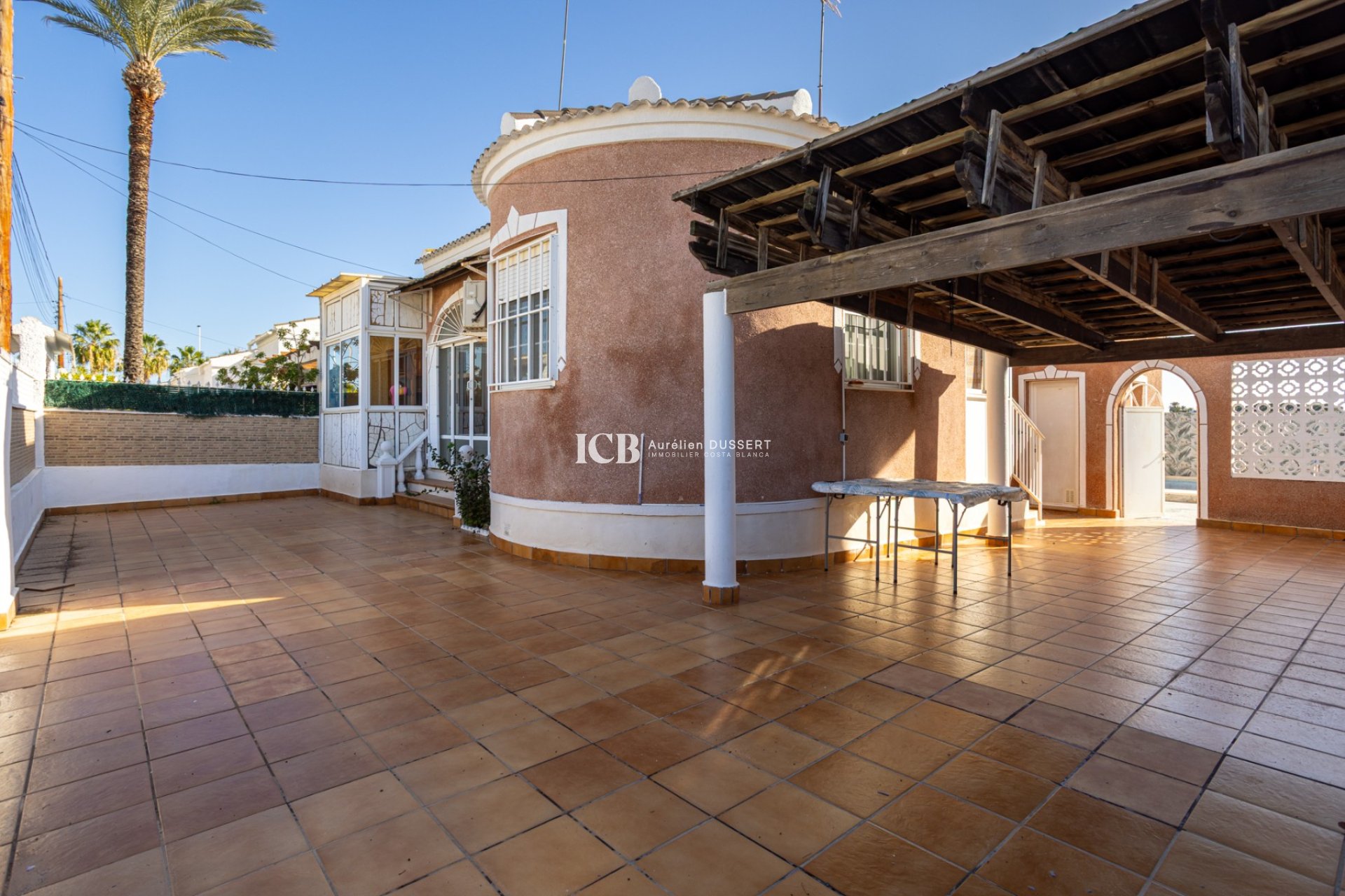 Reventa - Casa independiente -
Torrevieja - Urbanización San Luis