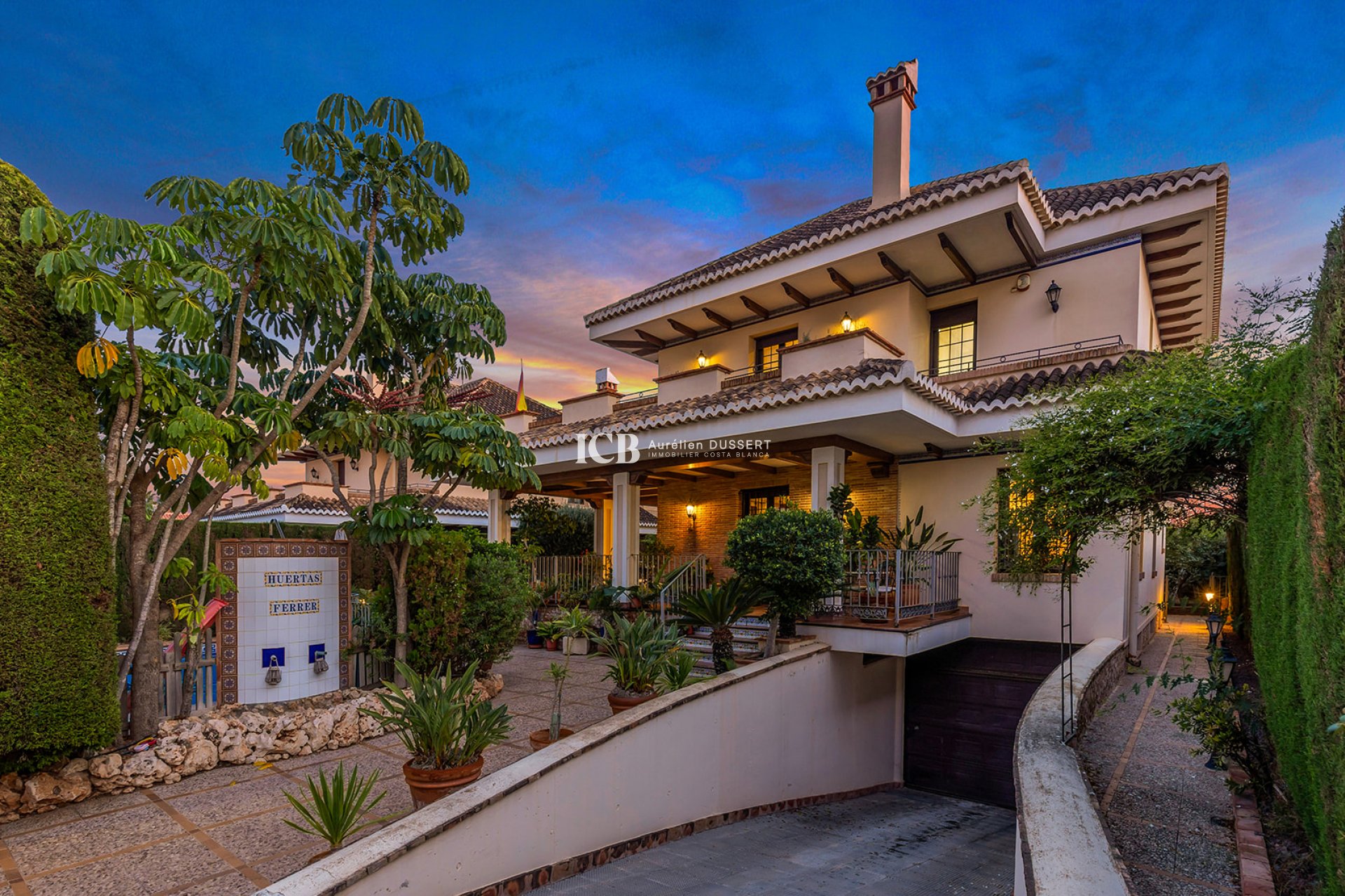 Reventa - Casa independiente -
Torrevieja