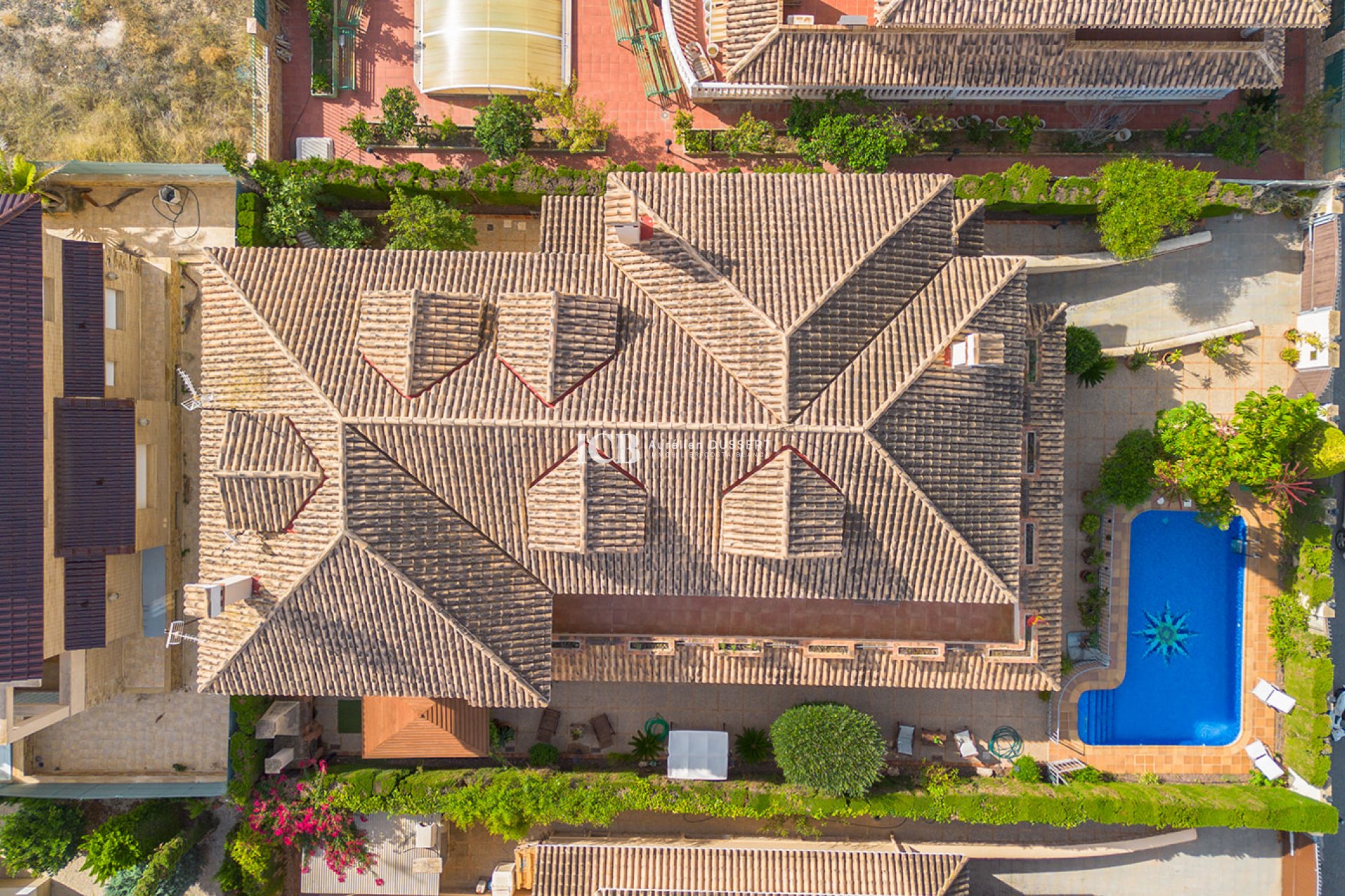 Reventa - Casa independiente -
Torrevieja