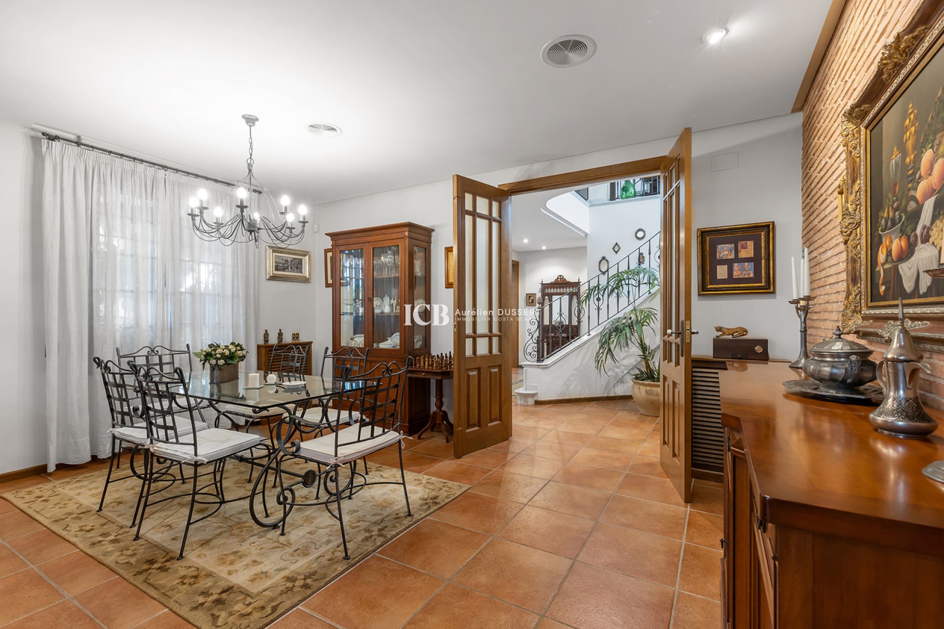 Reventa - Casa independiente -
Torrevieja