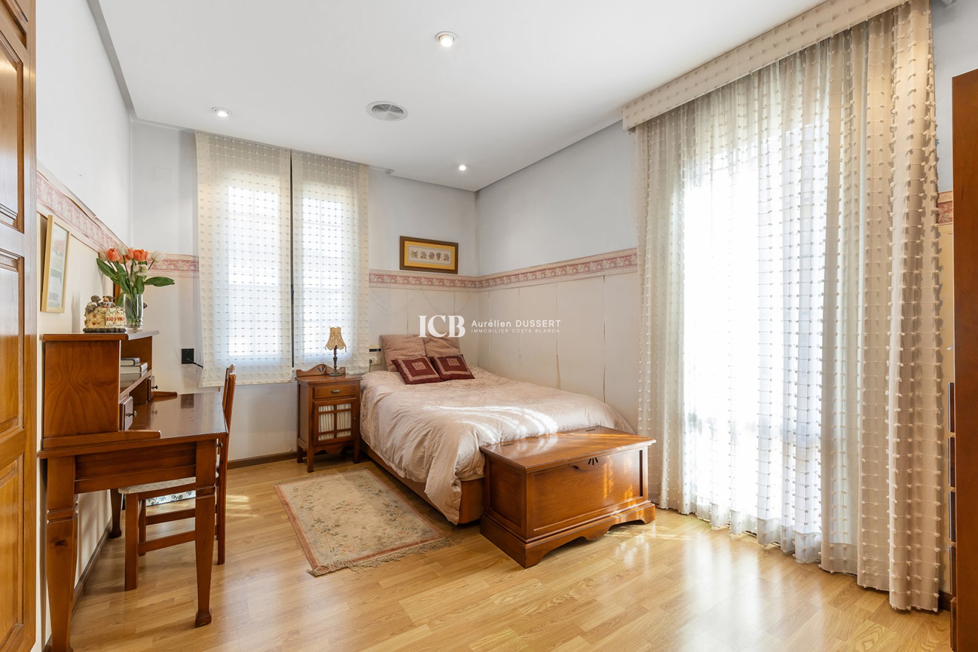 Reventa - Casa independiente -
Torrevieja