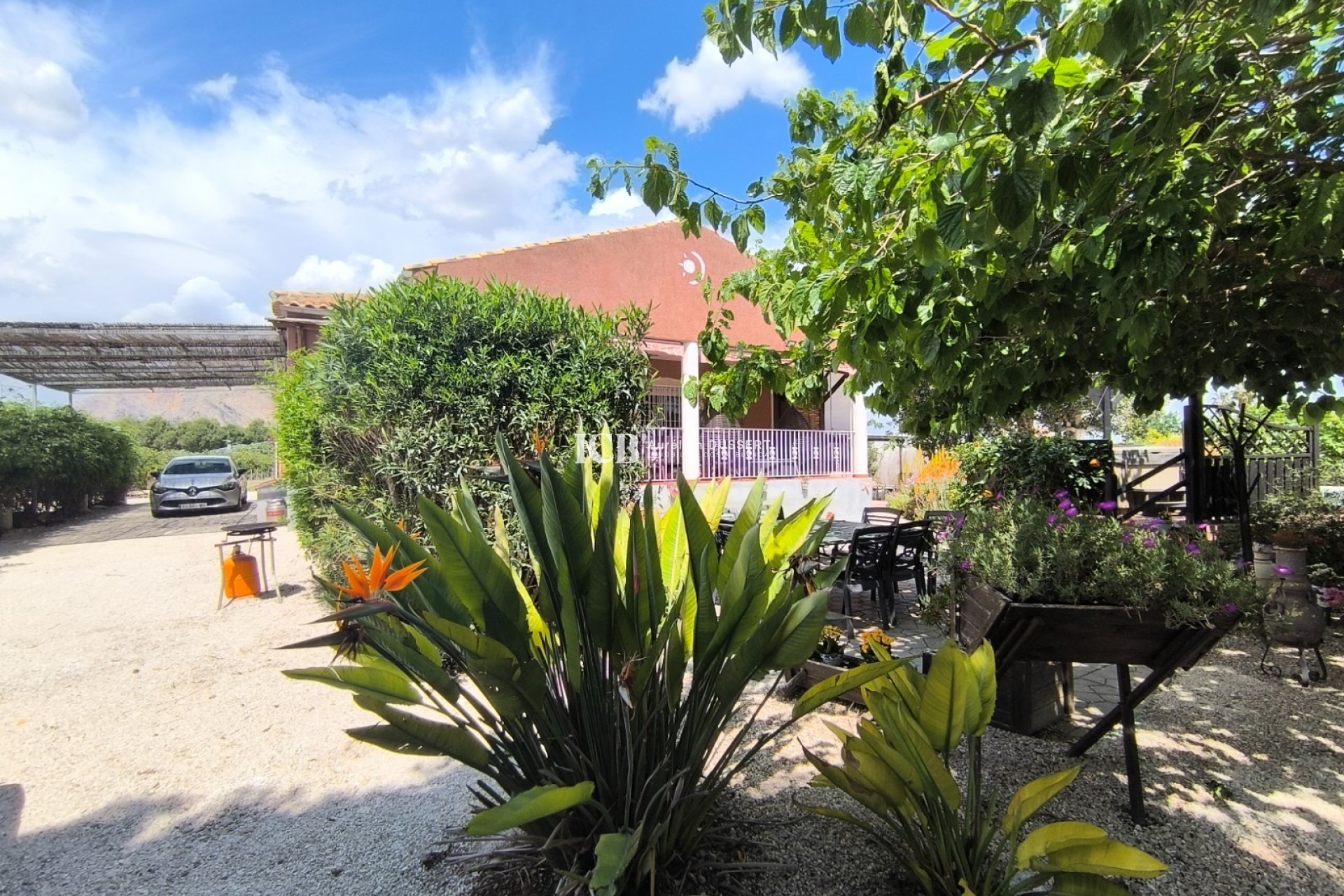 Reventa - Finca -
Orihuela Pueblo - Orihuela