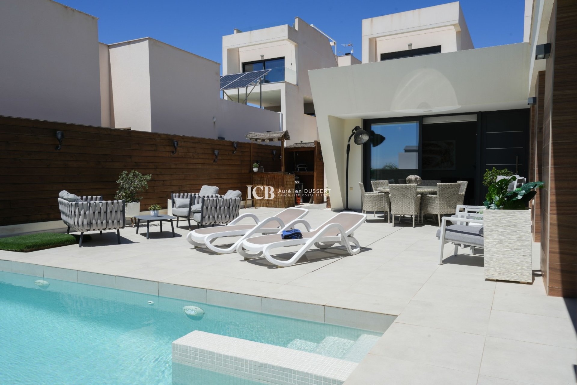 Reventa - Villa -
Benijofar