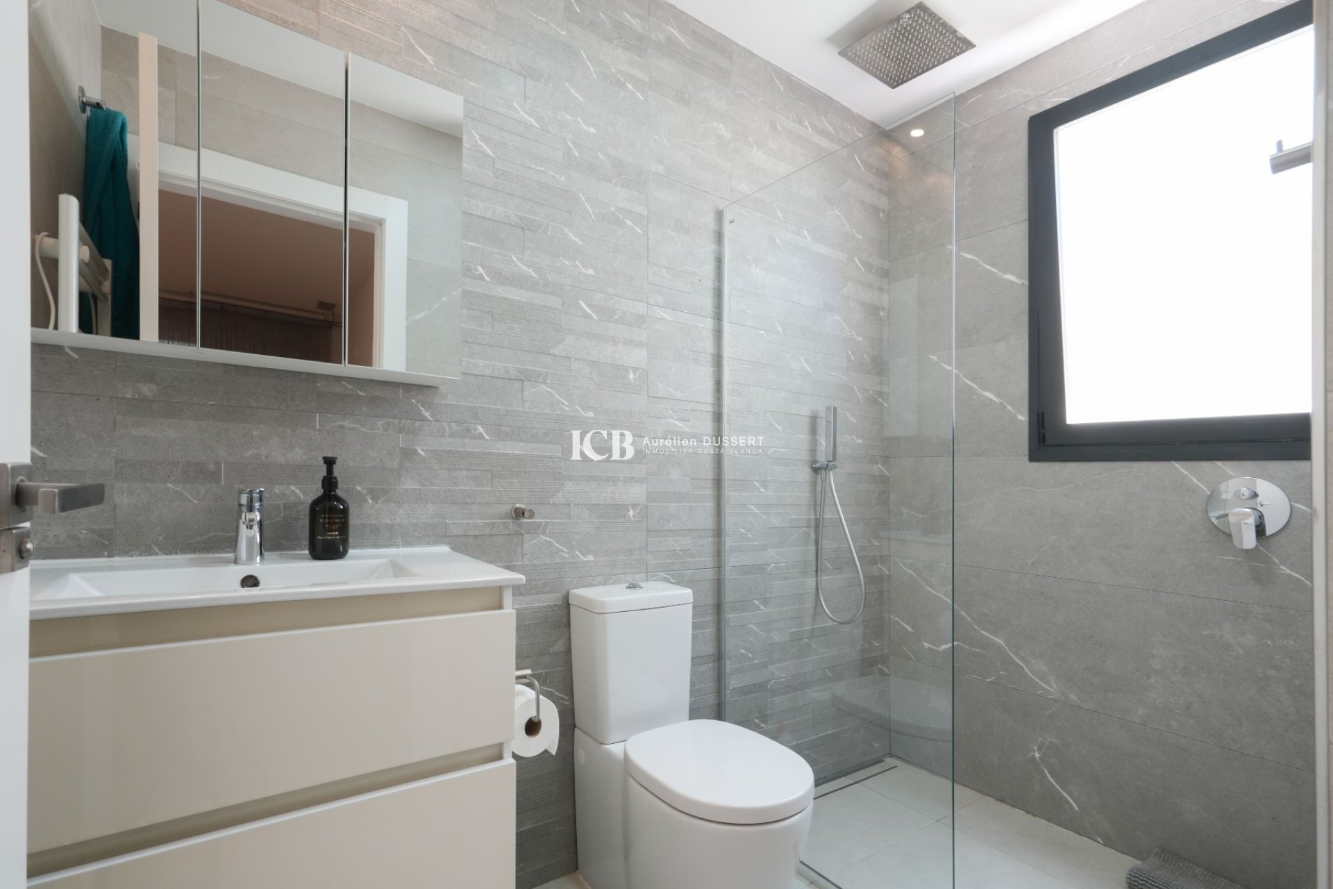 Reventa - Villa -
Benijofar