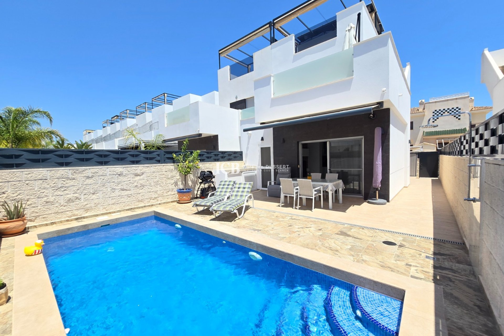 Reventa - Villa * -
Ciudad Quesada * - Doña Pepa *