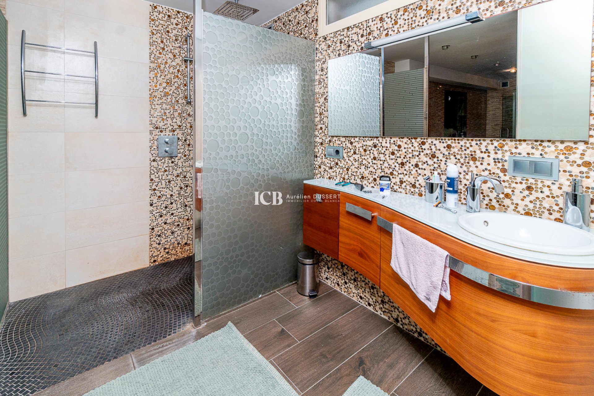 Reventa - Villa -
La Mata