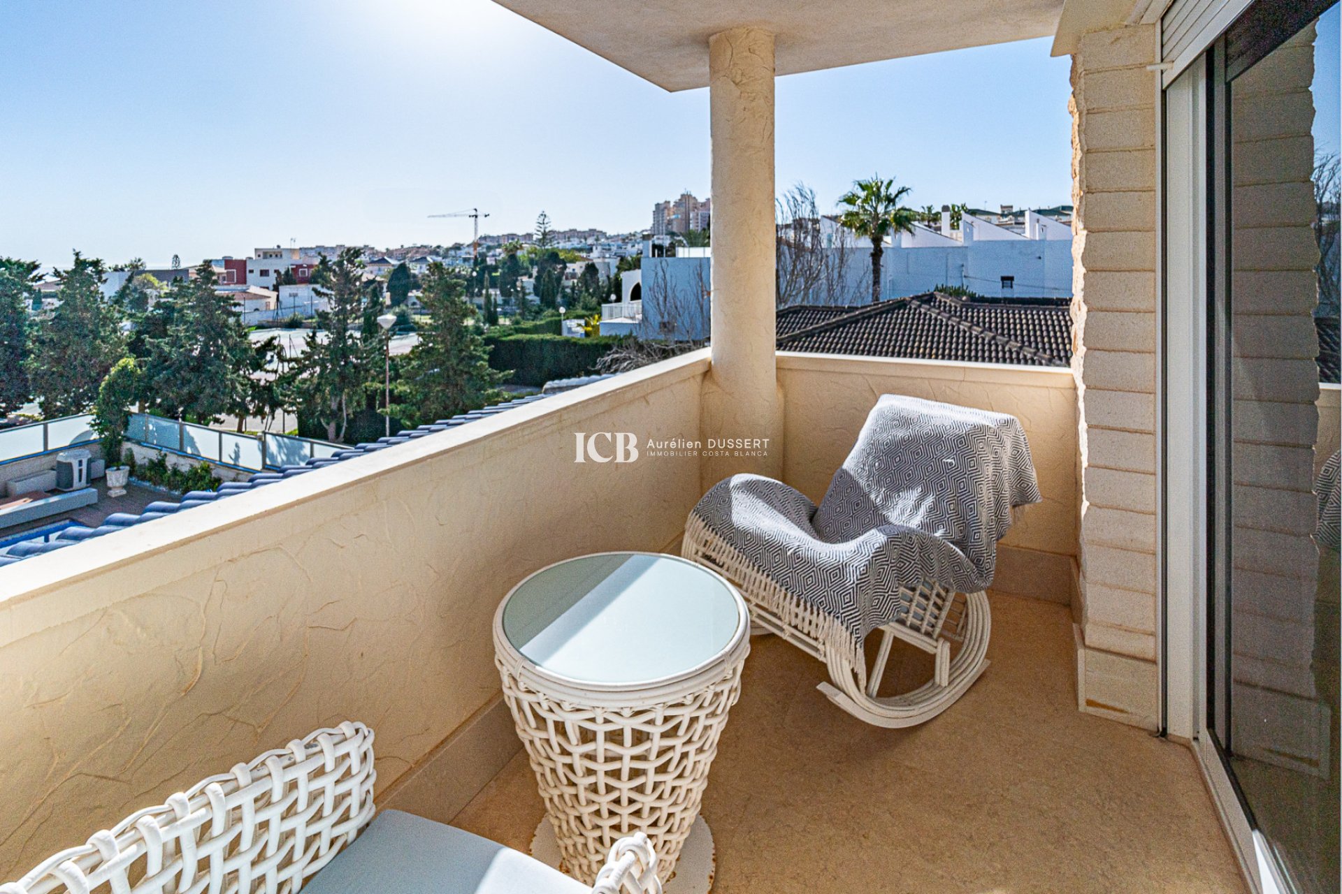 Reventa - Villa -
La Mata