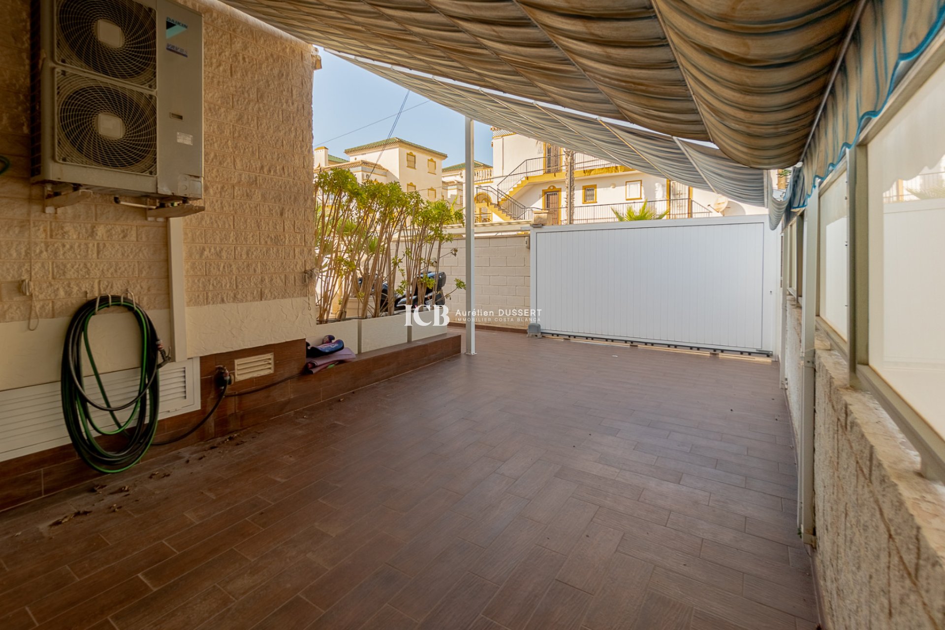 Reventa - Villa -
La Mata