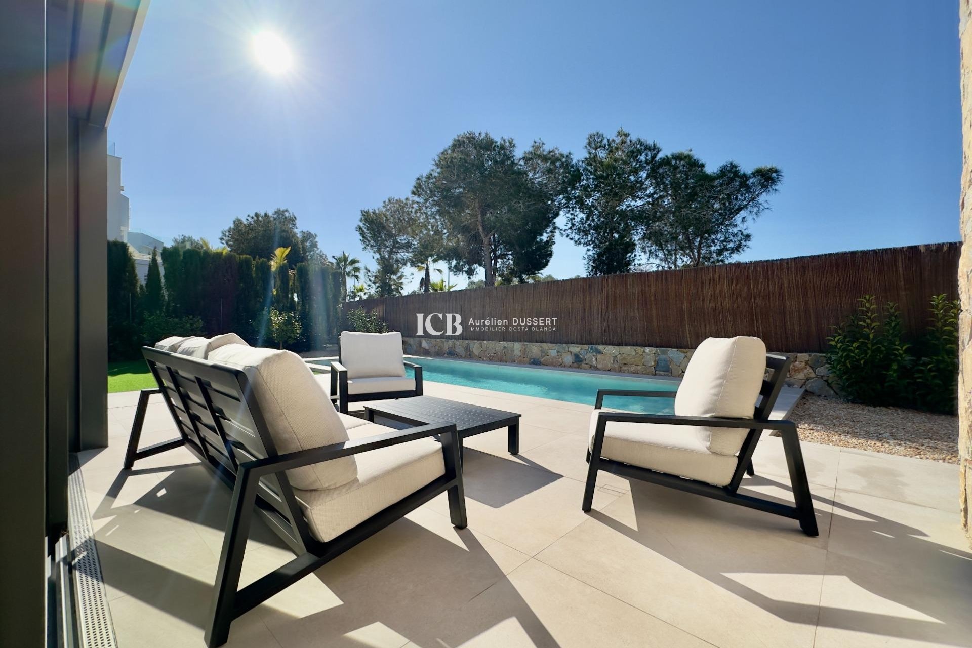 Reventa - Villa -
Las Colinas Golf