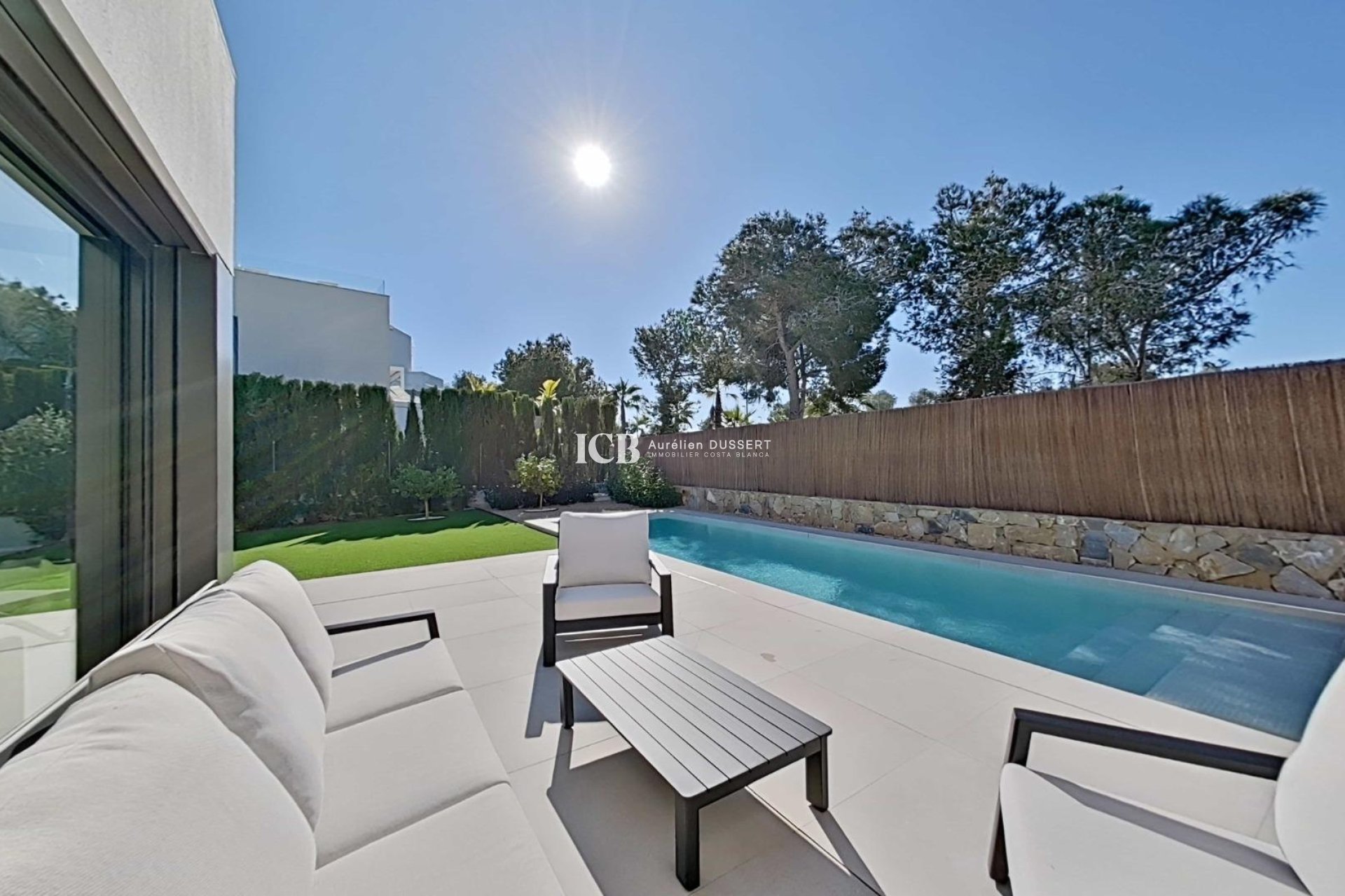 Reventa - Villa -
Las Colinas Golf