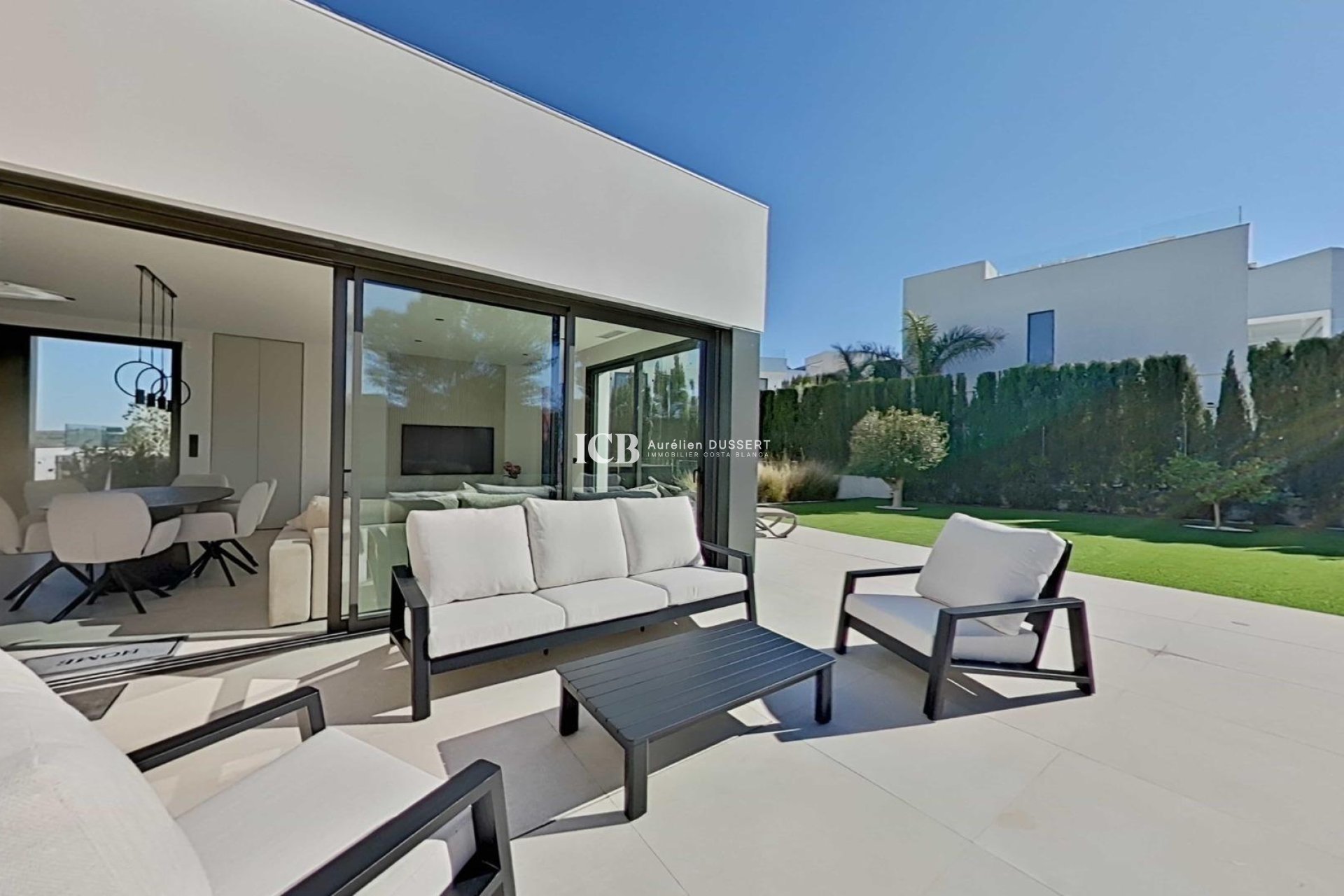 Reventa - Villa -
Las Colinas Golf