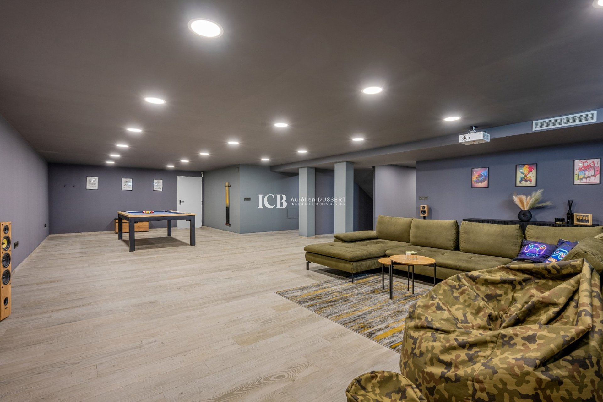 Reventa - Villa -
Los Alcázares - Town