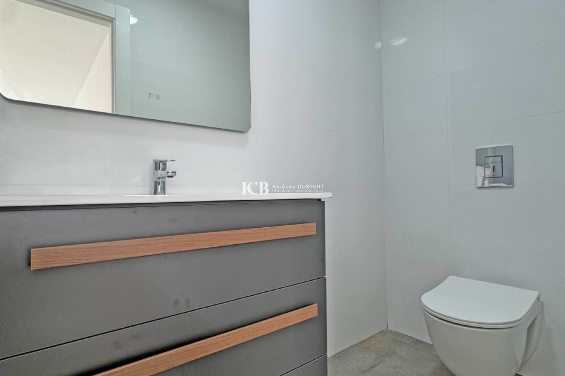 Reventa - Villa -
Los Balcones - Torrevieja