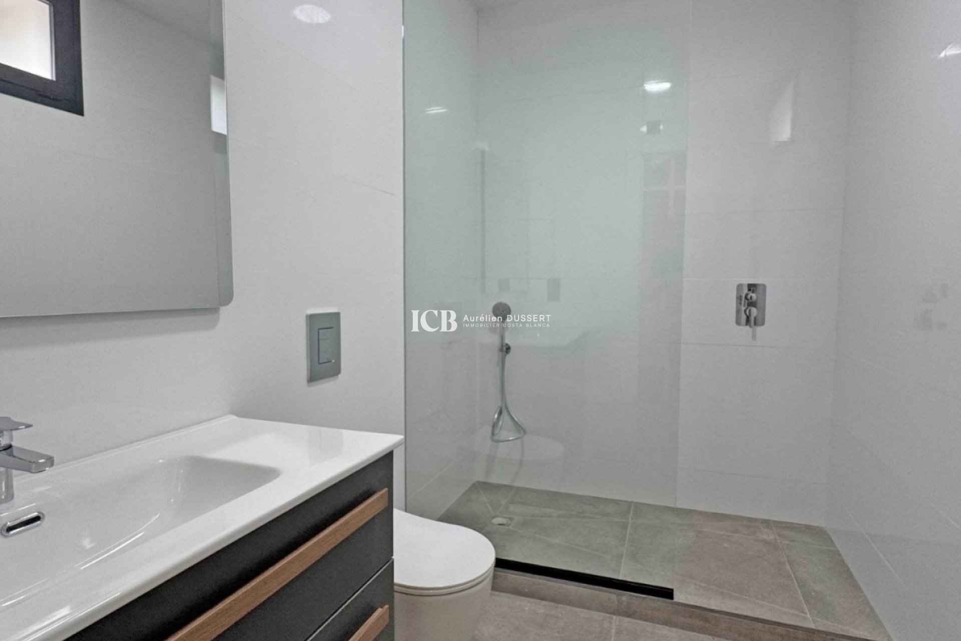 Reventa - Villa -
Los Balcones - Torrevieja