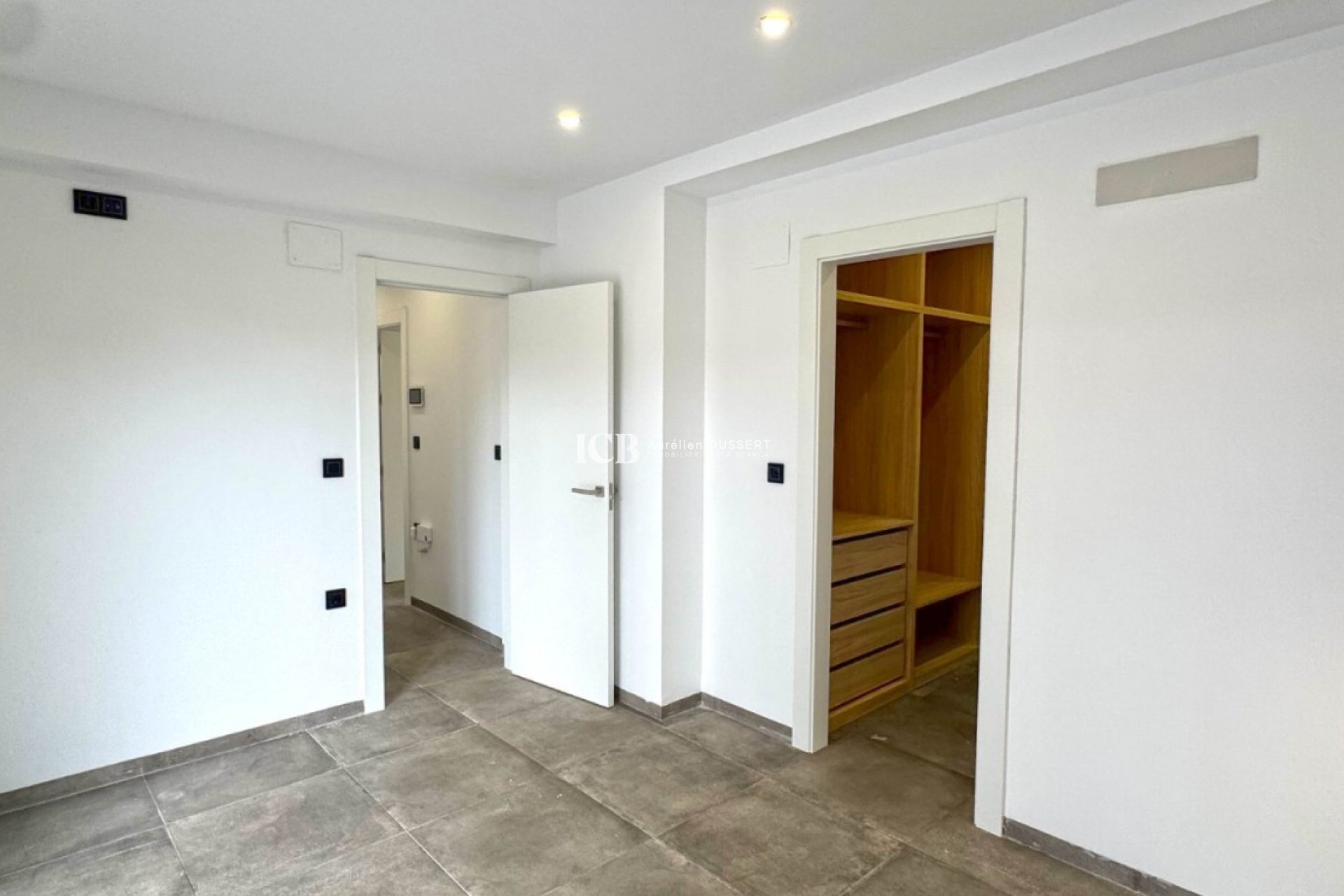 Reventa - Villa -
Los Balcones - Torrevieja