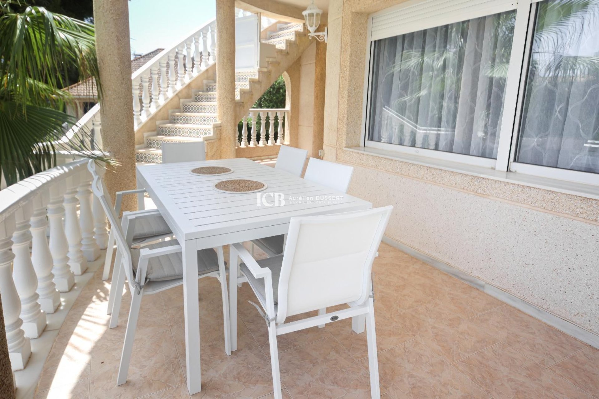 Reventa - Villa -
Orihuela Costa* - Dehesa de Campoamor*