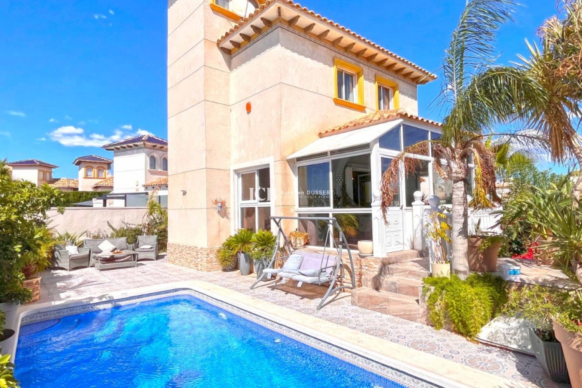 Reventa - Villa -
Orihuela Costa - La Zenia