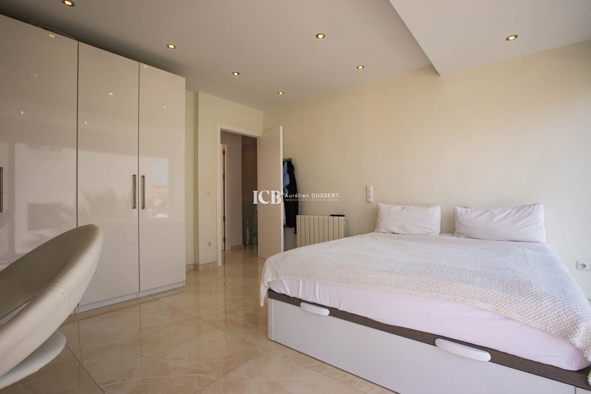 Reventa - Villa -
Orihuela Costa - La Zenia