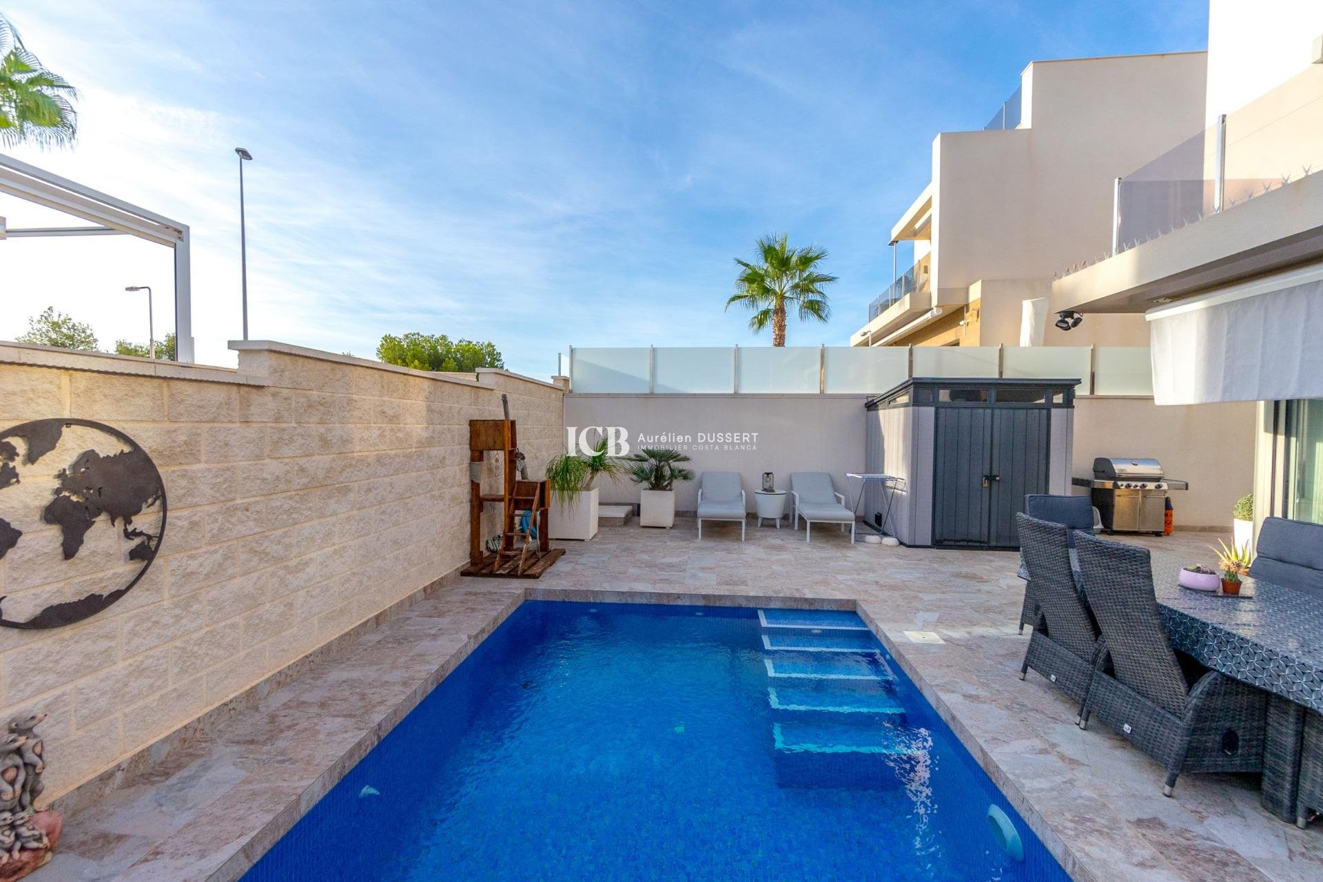 Reventa - Villa -
Orihuela Costa - PAU 26