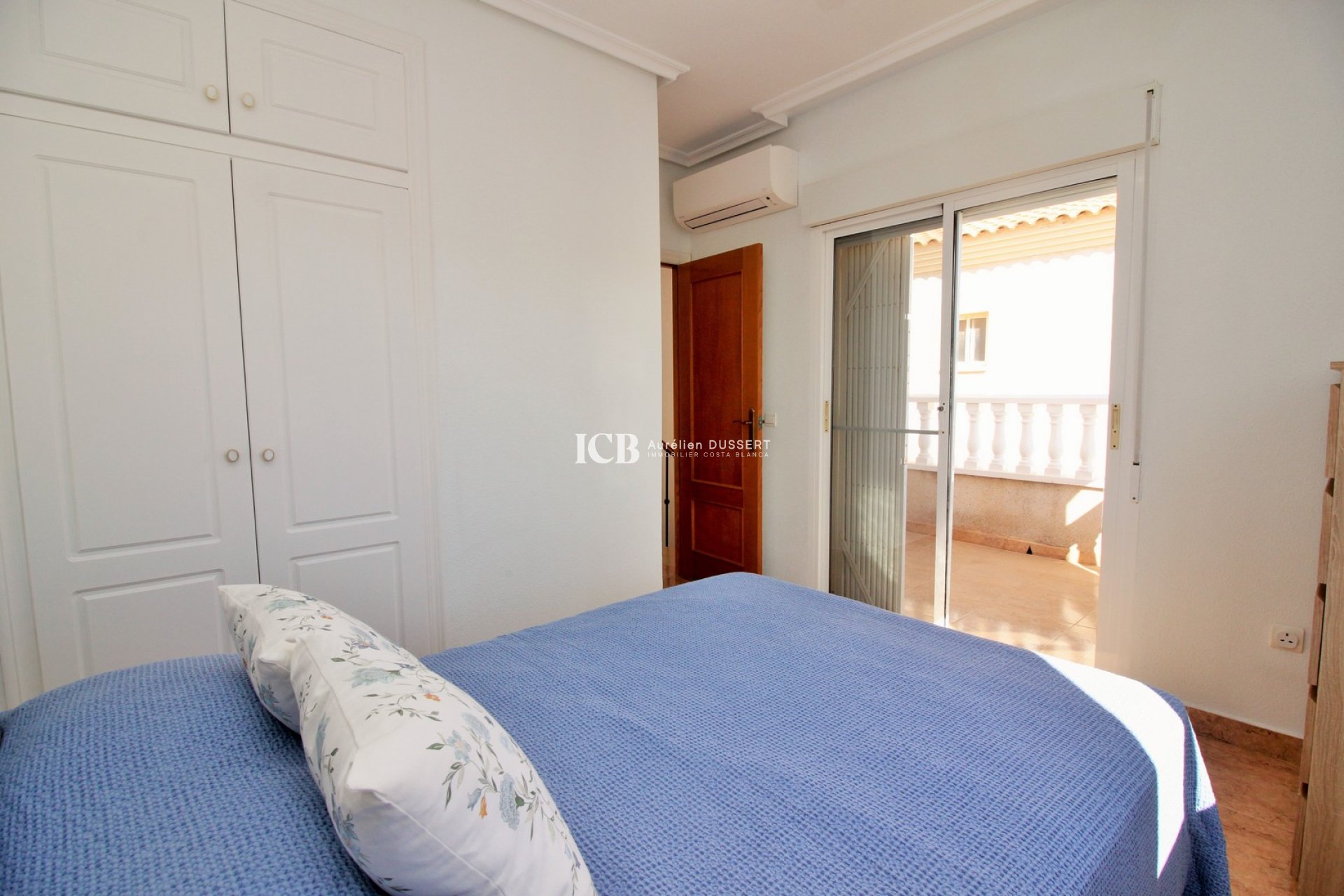 Reventa - Villa -
Orihuela Costa - Playa Flamenca