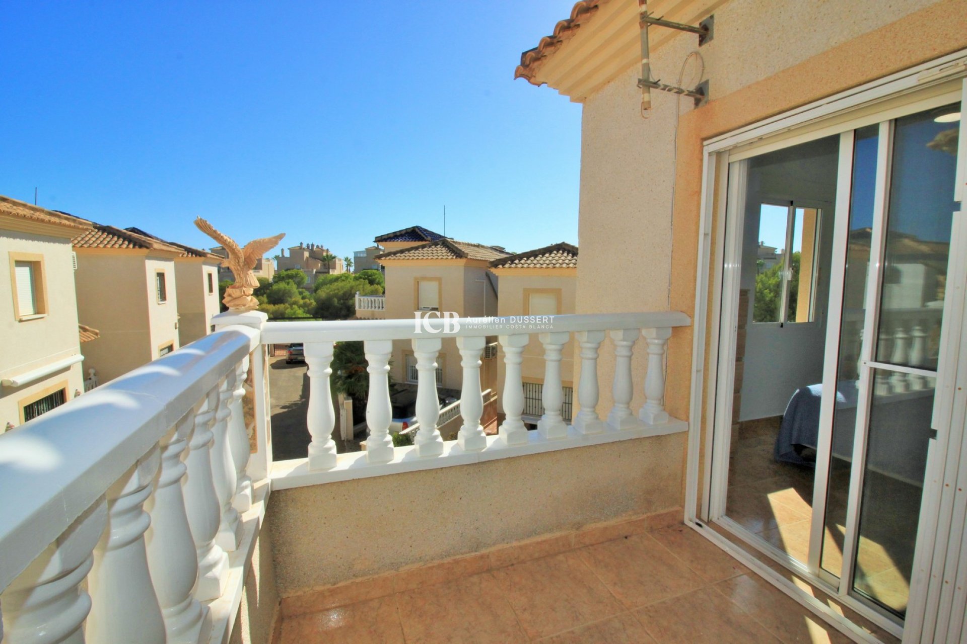 Reventa - Villa -
Orihuela Costa - Playa Flamenca