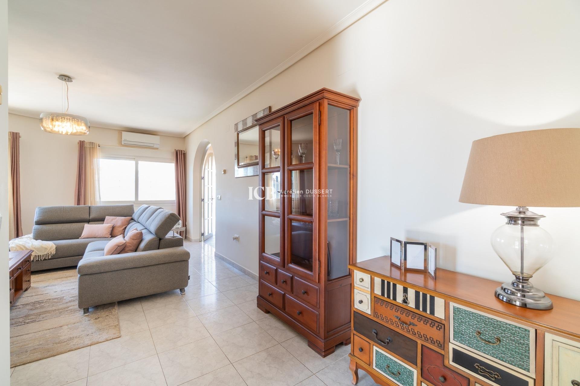 Reventa - Villa -
Orihuela Costa - Playa Flamenca